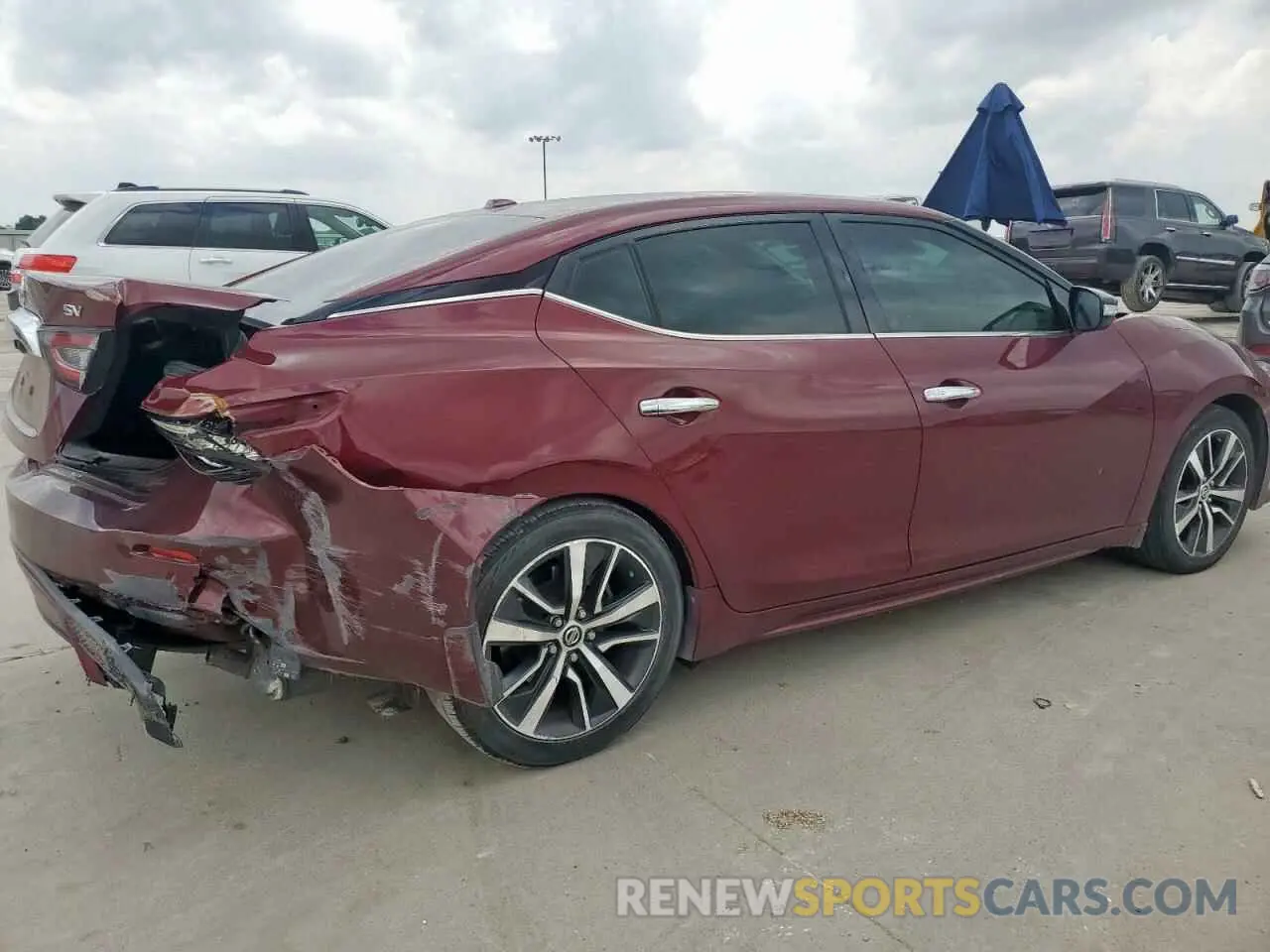 3 Photograph of a damaged car 1N4AA6CV7LC376697 NISSAN MAXIMA 2020
