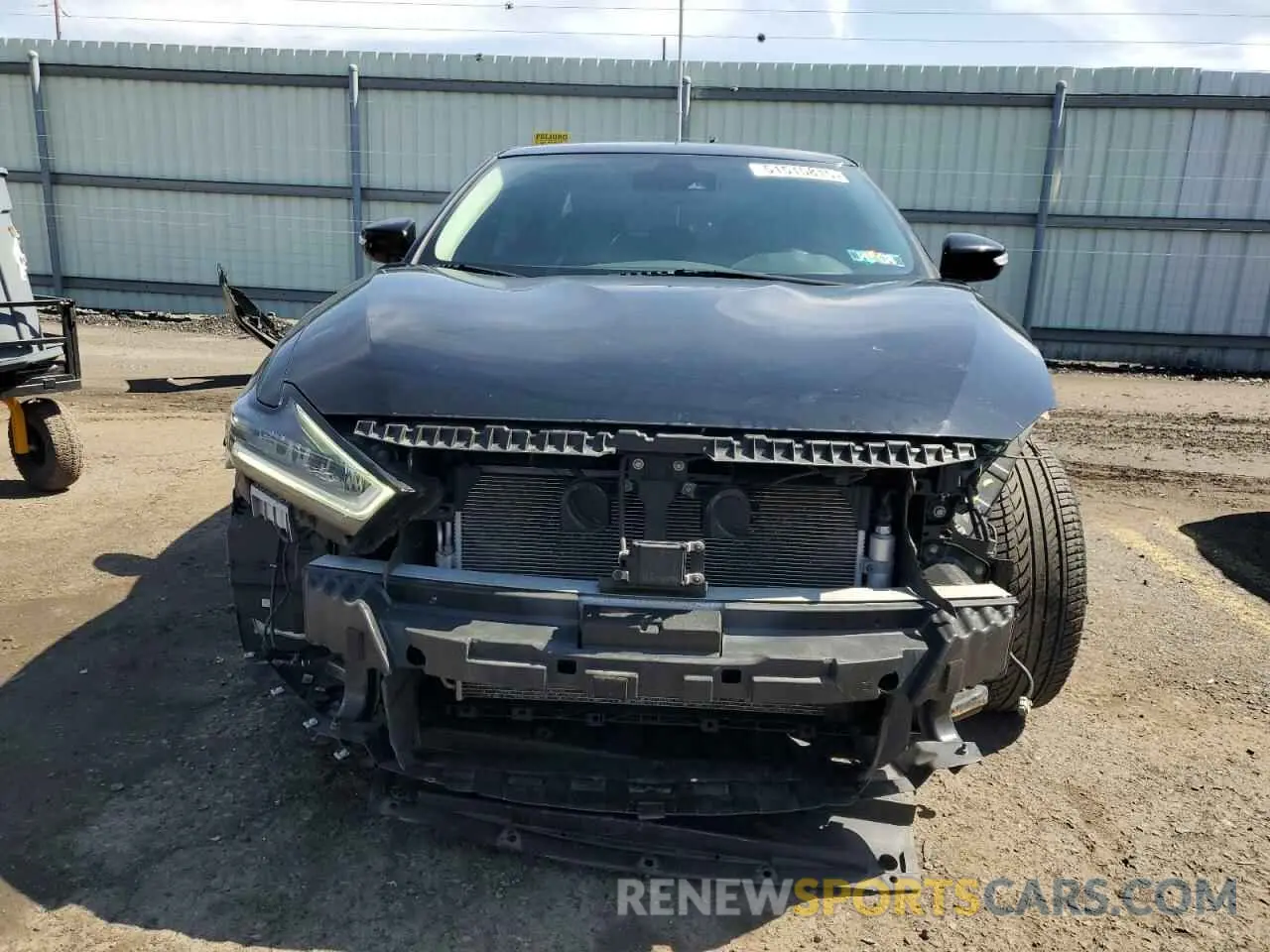 5 Photograph of a damaged car 1N4AA6CV8LC369208 NISSAN MAXIMA 2020