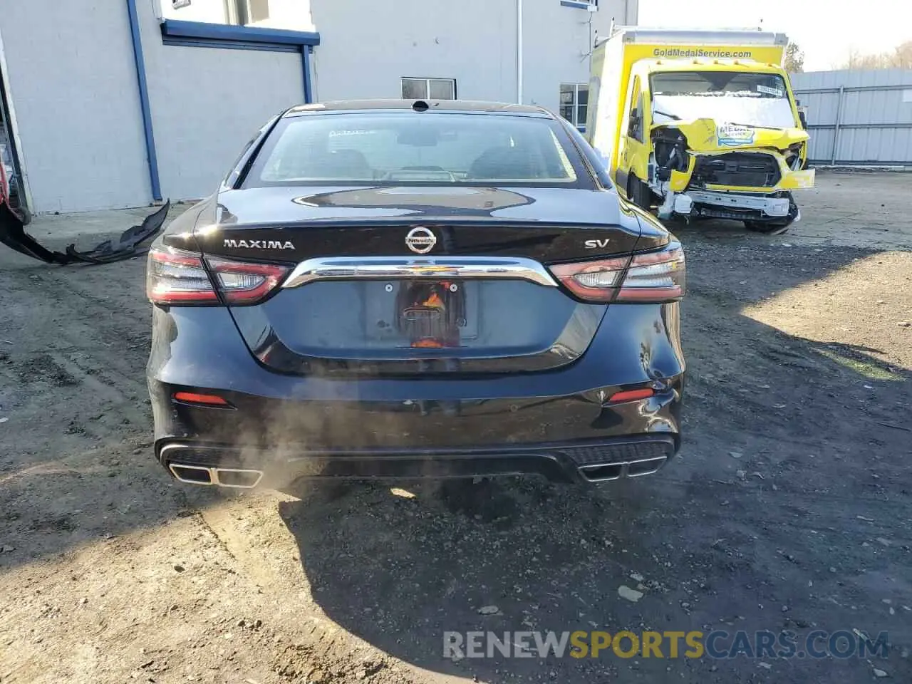 6 Photograph of a damaged car 1N4AA6CV8LC372304 NISSAN MAXIMA 2020