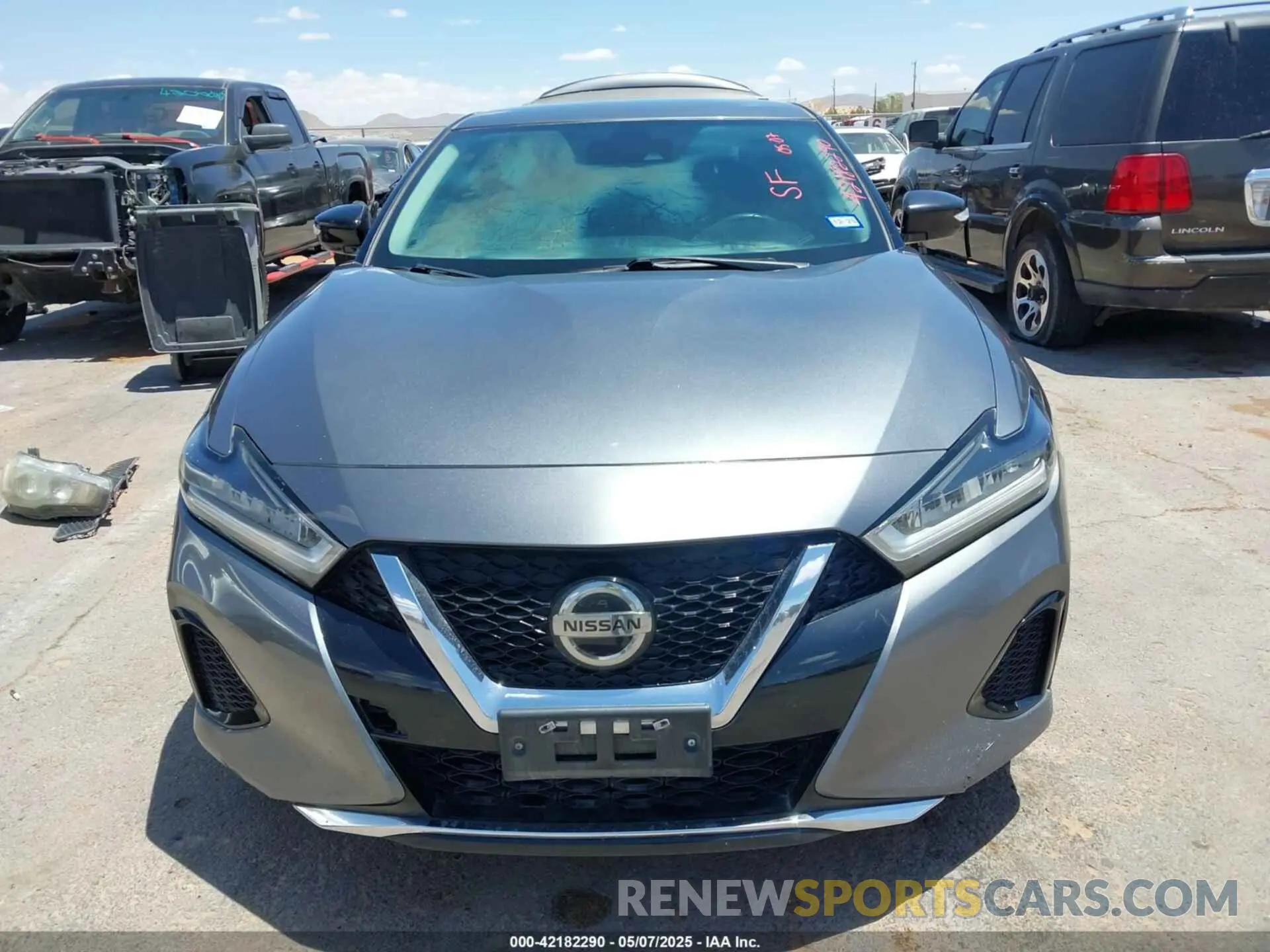 13 Photograph of a damaged car 1N4AA6CV8LC375431 NISSAN MAXIMA 2020