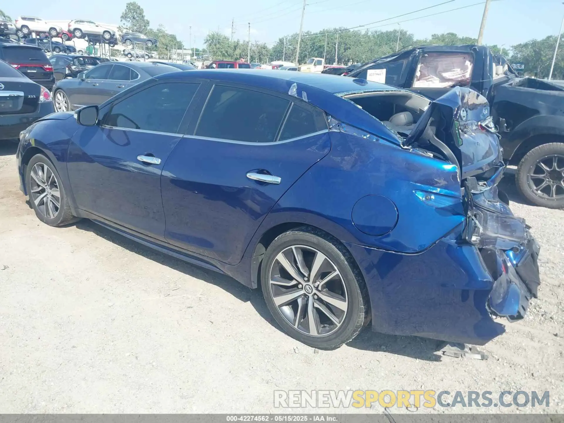 3 Photograph of a damaged car 1N4AA6CV9LC372859 NISSAN MAXIMA 2020