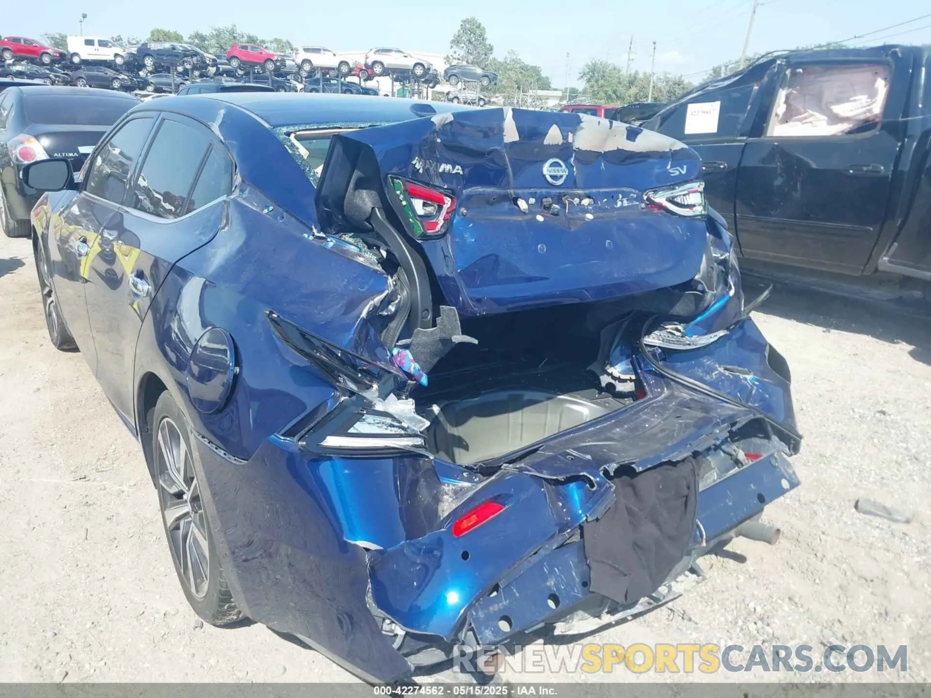 6 Photograph of a damaged car 1N4AA6CV9LC372859 NISSAN MAXIMA 2020