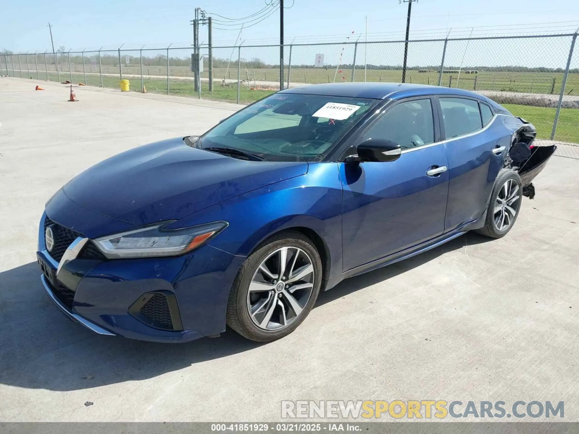 2 Photograph of a damaged car 1N4AA6CV9LC375230 NISSAN MAXIMA 2020