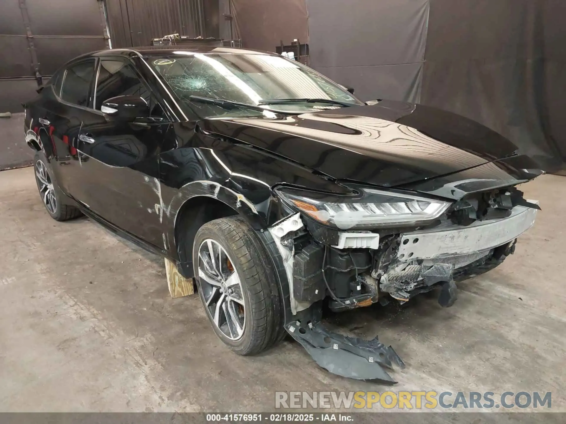 1 Photograph of a damaged car 1N4AA6CV9LC382677 NISSAN MAXIMA 2020