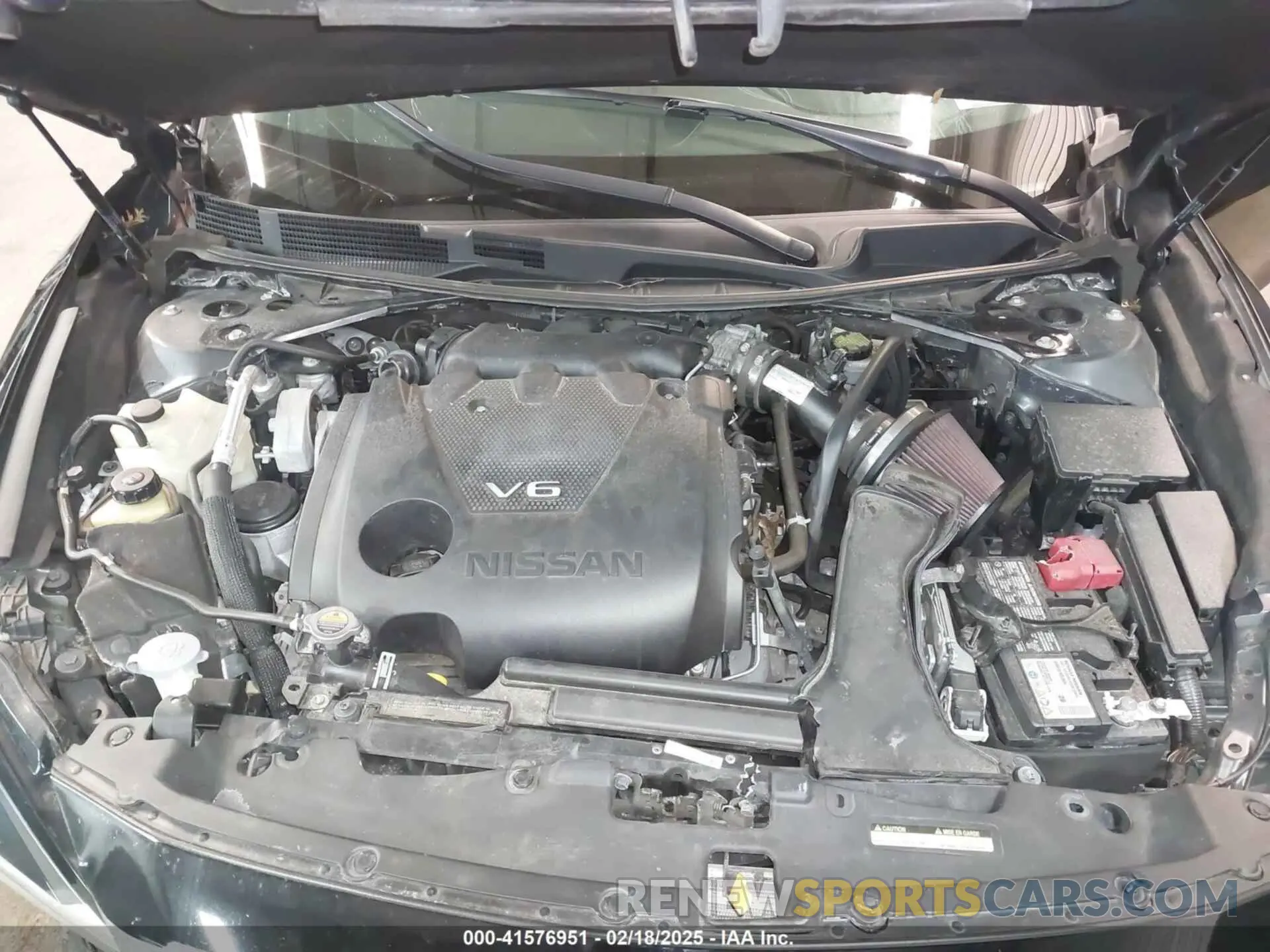10 Photograph of a damaged car 1N4AA6CV9LC382677 NISSAN MAXIMA 2020