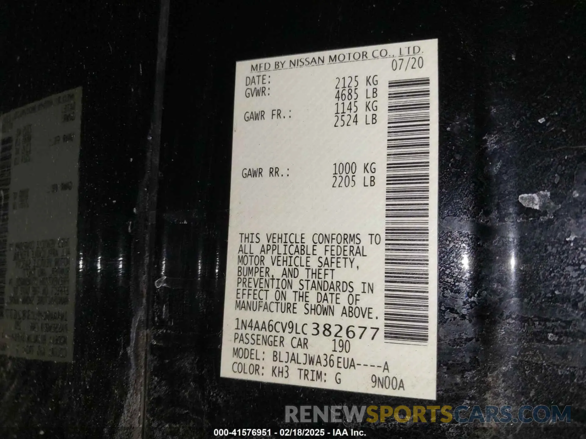9 Photograph of a damaged car 1N4AA6CV9LC382677 NISSAN MAXIMA 2020