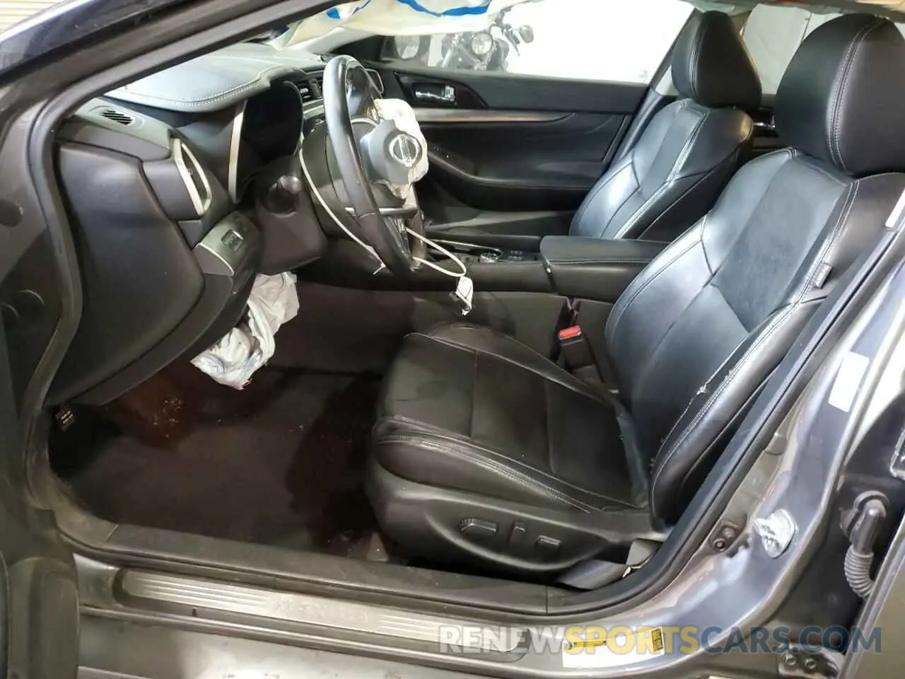 7 Photograph of a damaged car 1N4AA6CVXLC369534 NISSAN MAXIMA 2020