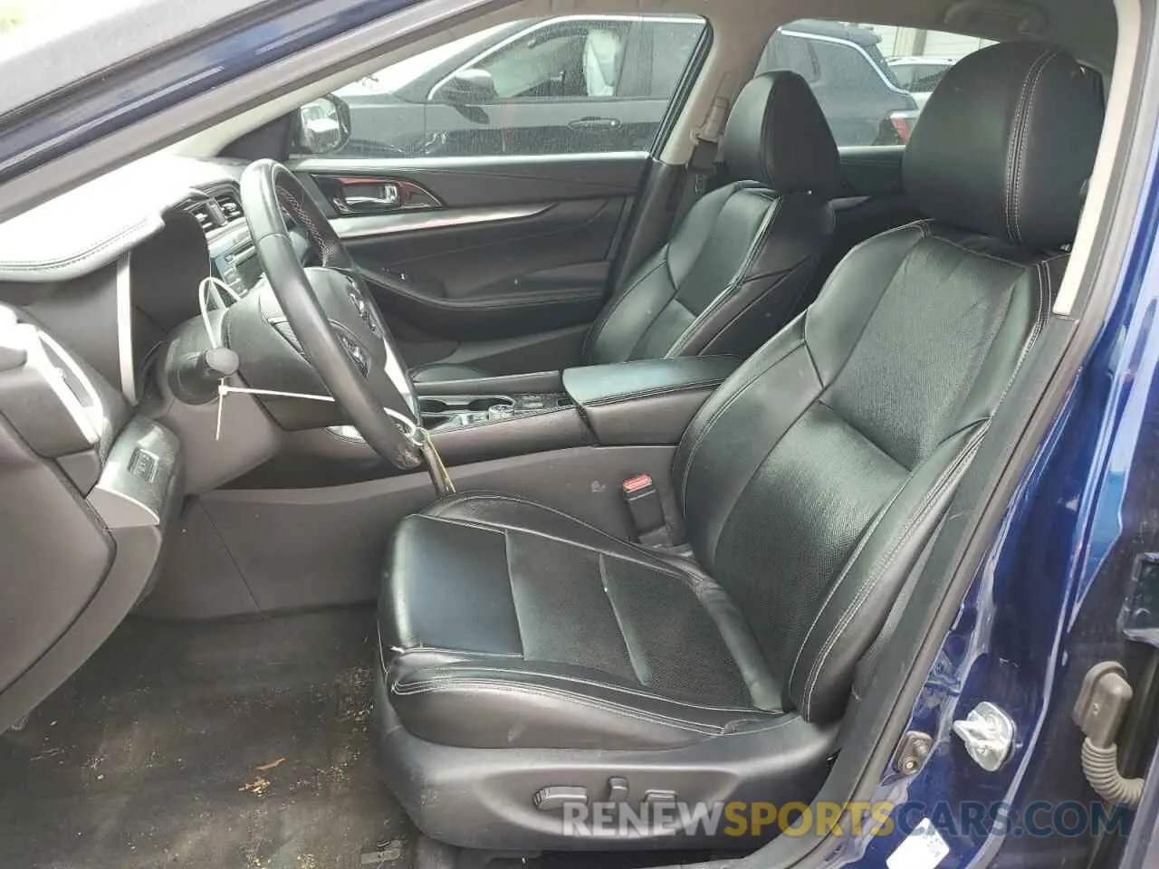 7 Photograph of a damaged car 1N4AA6CVXLC373079 NISSAN MAXIMA 2020