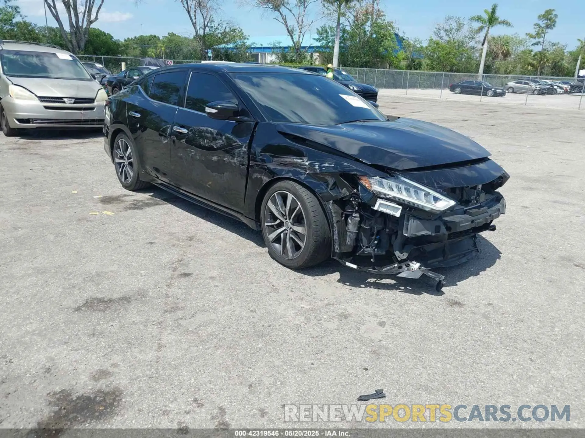 1 Photograph of a damaged car 1N4AA6DV2LC385127 NISSAN MAXIMA 2020