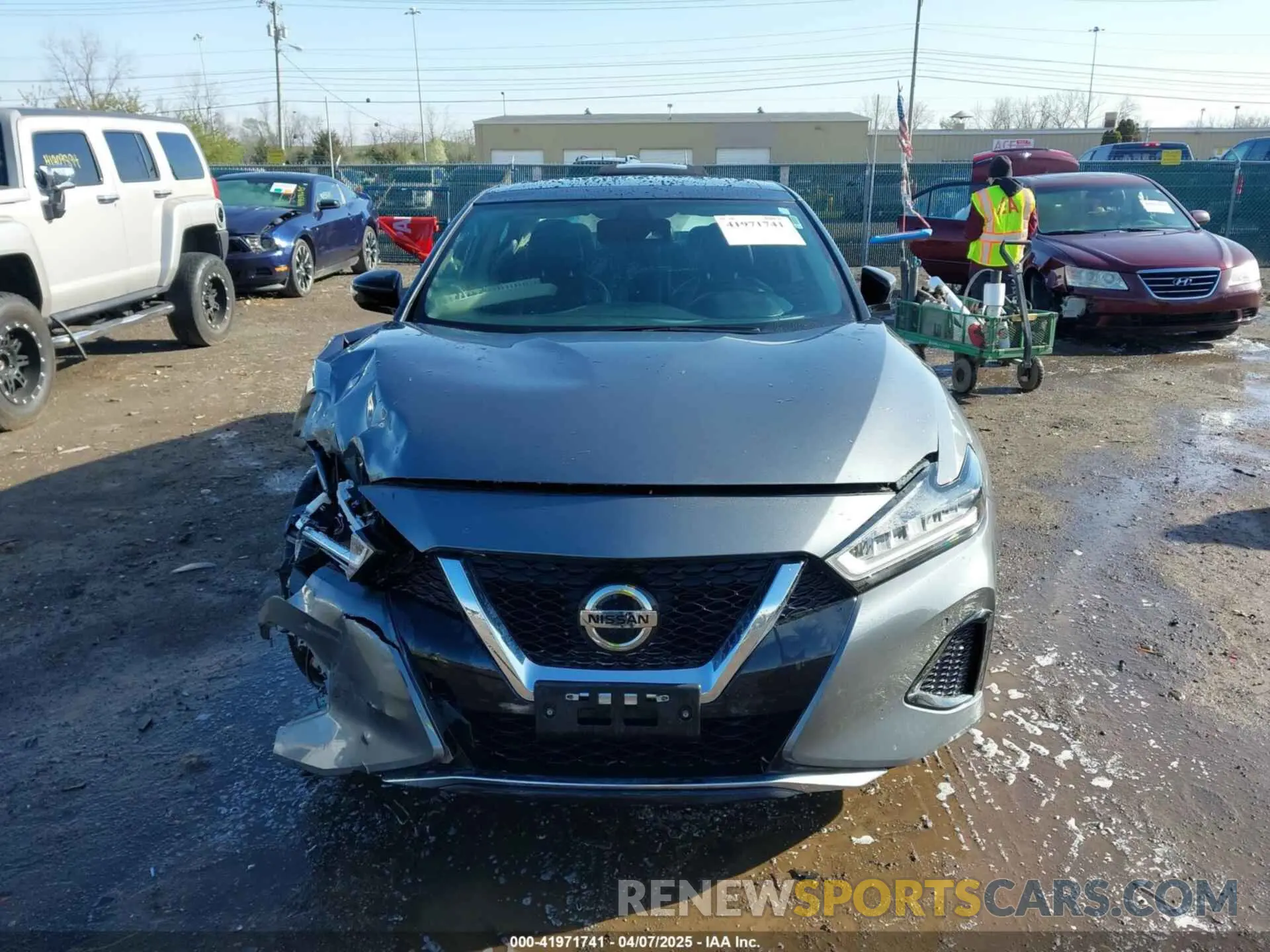 12 Photograph of a damaged car 1N4AA6DV3LC367980 NISSAN MAXIMA 2020