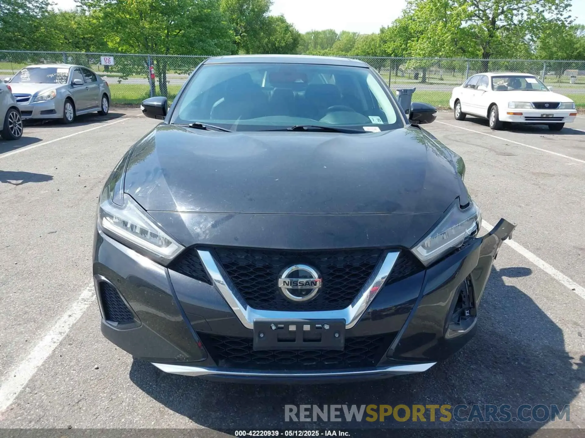 12 Photograph of a damaged car 1N4AA6DV5LC366300 NISSAN MAXIMA 2020