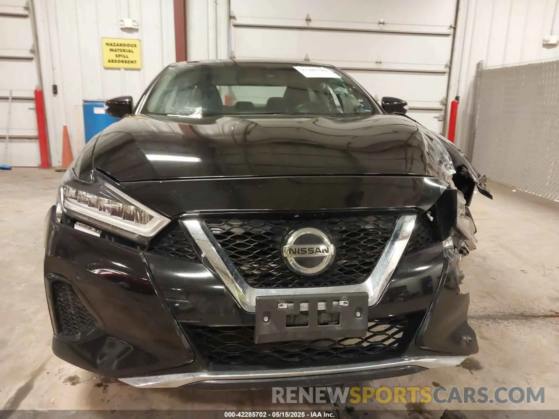 12 Photograph of a damaged car 1N4AA6DV5LC379452 NISSAN MAXIMA 2020