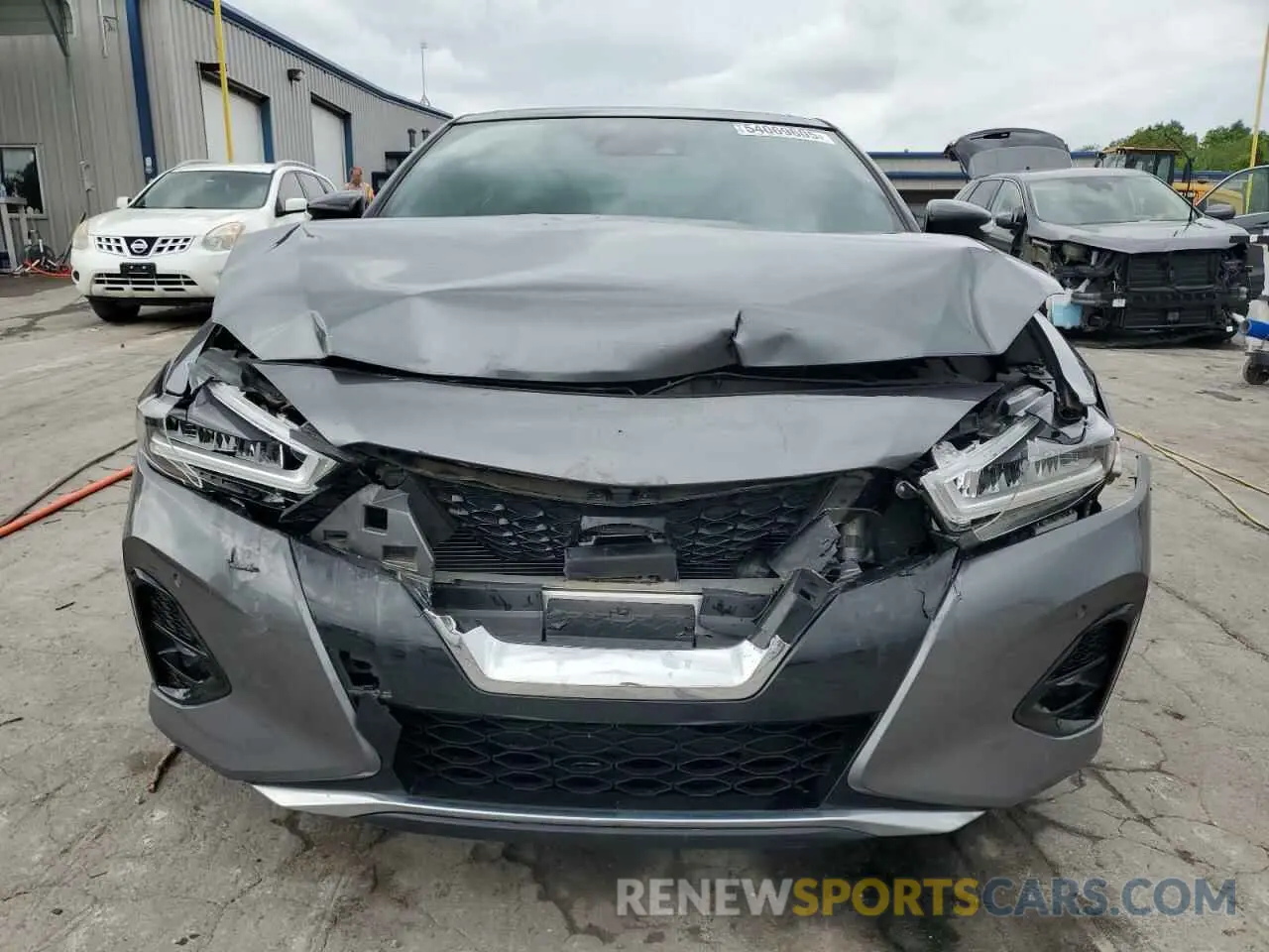 5 Photograph of a damaged car 1N4AA6EV1LC376370 NISSAN MAXIMA 2020