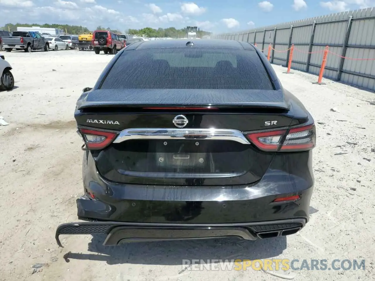 6 Photograph of a damaged car 1N4AA6EV4LC381014 NISSAN MAXIMA 2020