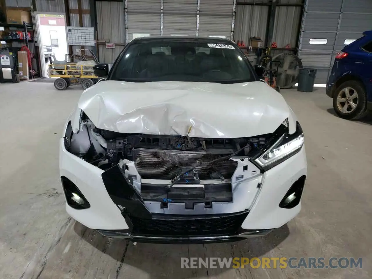 5 Photograph of a damaged car 1N4AA6EV5LC374850 NISSAN MAXIMA 2020