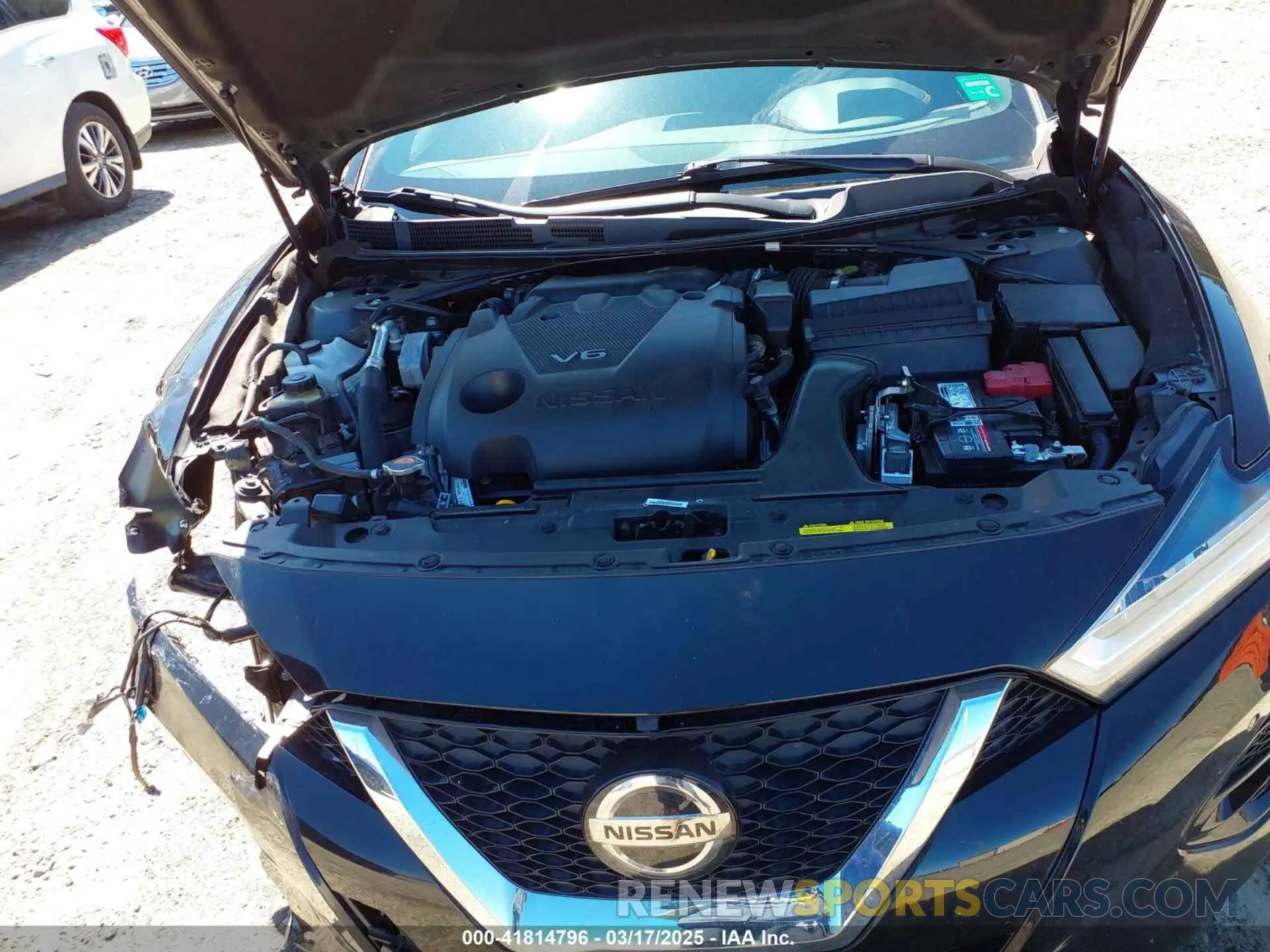 10 Photograph of a damaged car 1N4AA6EV9LC378772 NISSAN MAXIMA 2020