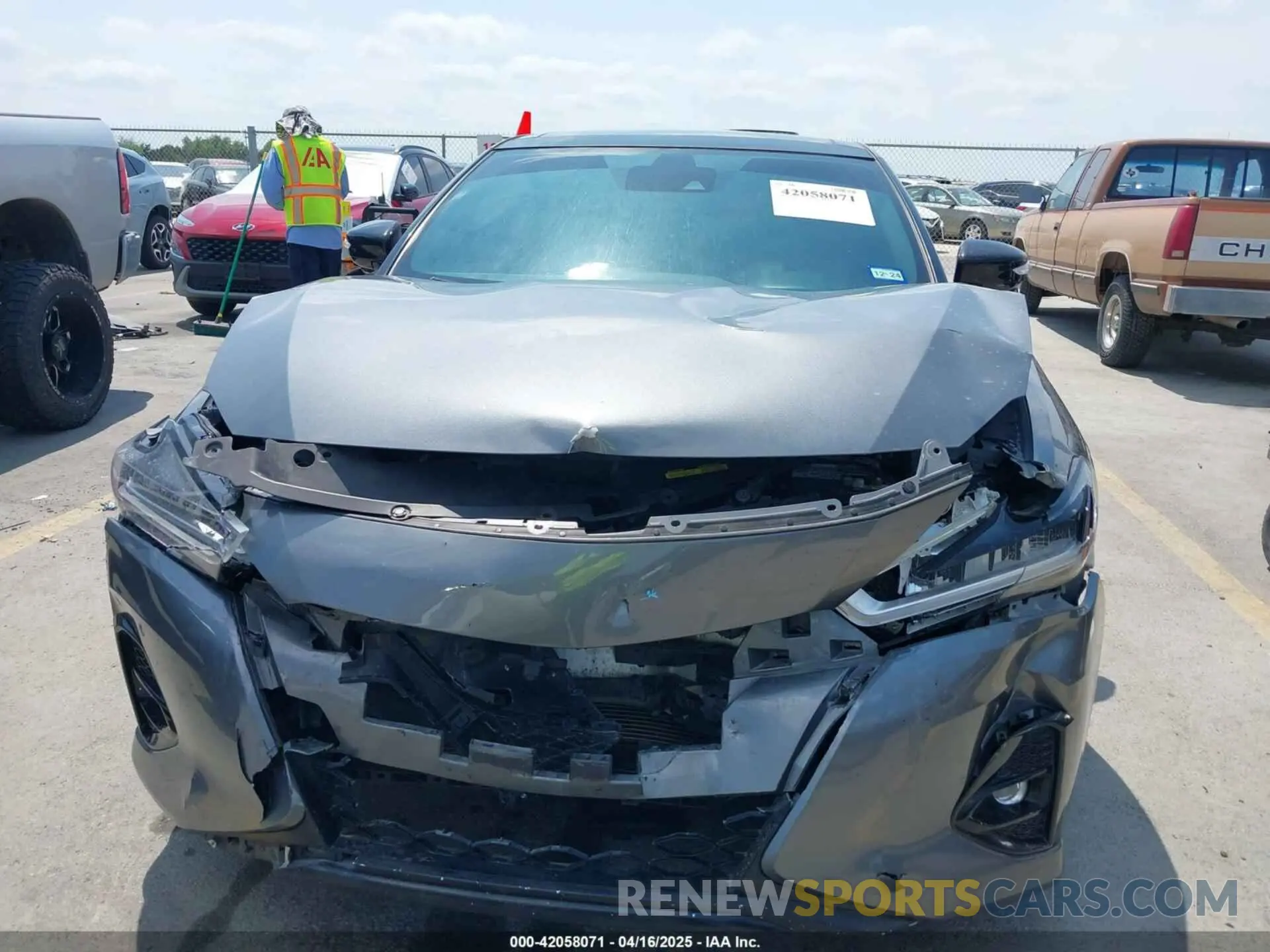 6 Photograph of a damaged car 1N4AA6EVXLC383592 NISSAN MAXIMA 2020