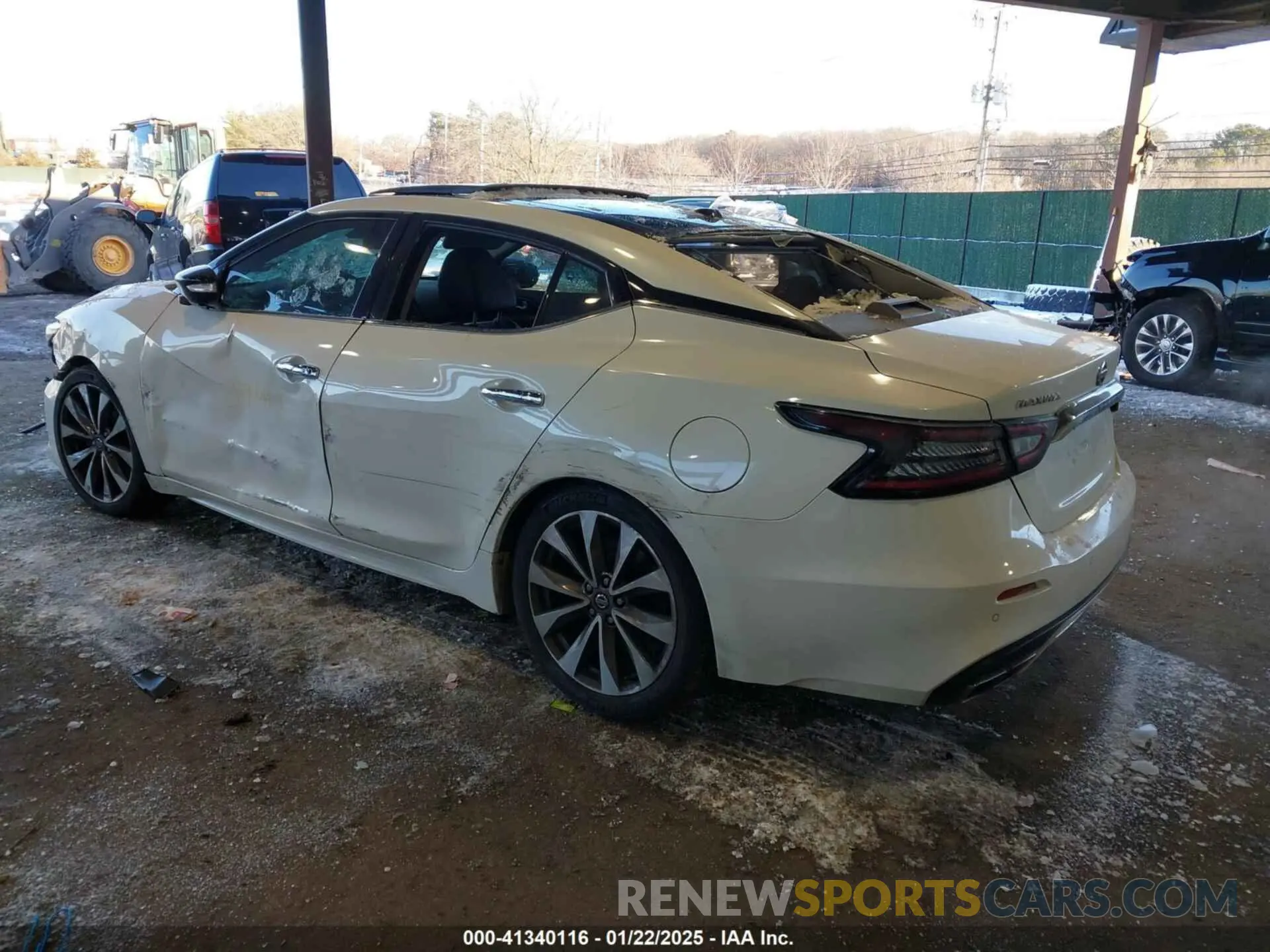 3 Photograph of a damaged car 1N4AA6FV5LC385023 NISSAN MAXIMA 2020