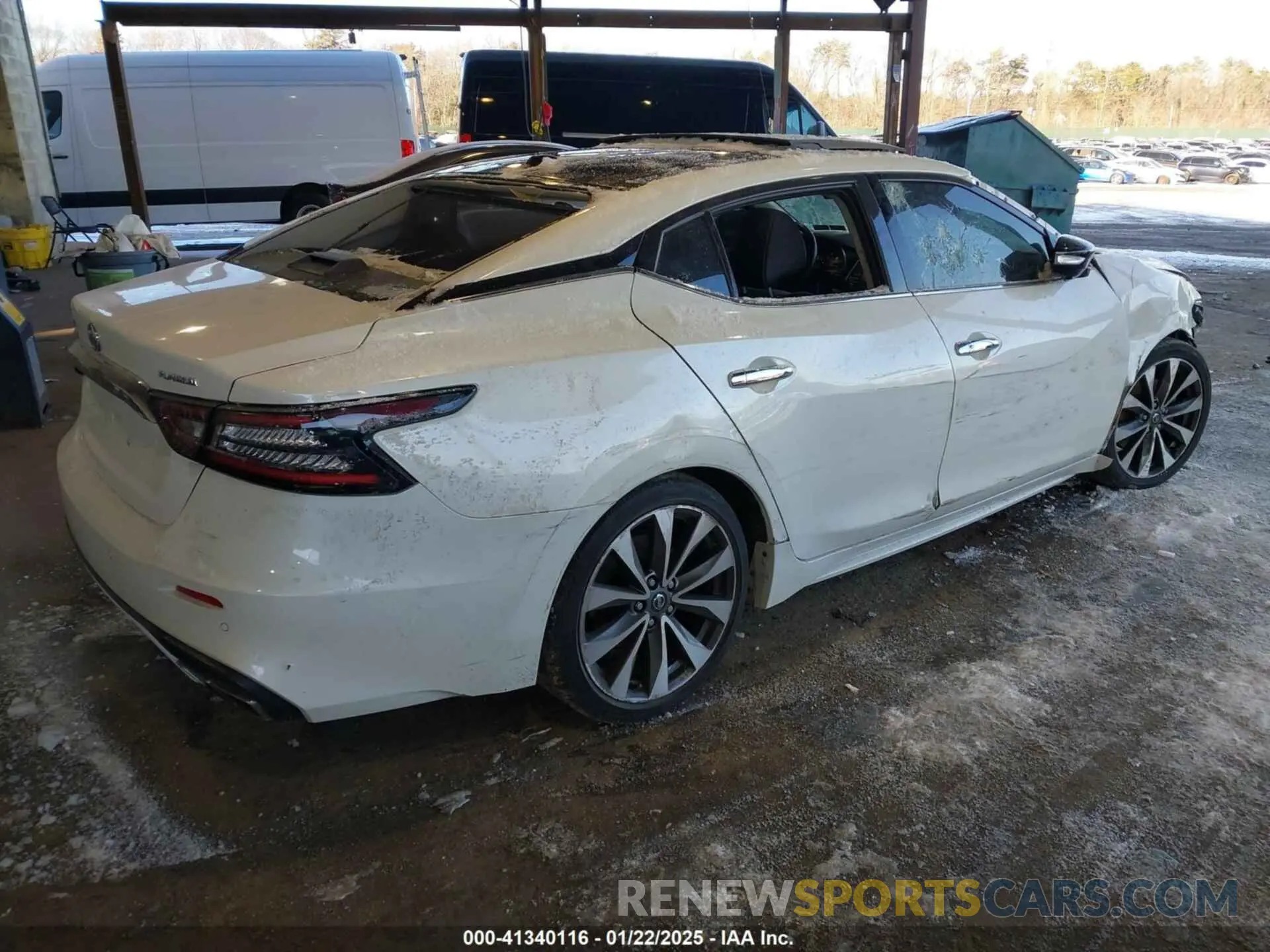 4 Photograph of a damaged car 1N4AA6FV5LC385023 NISSAN MAXIMA 2020