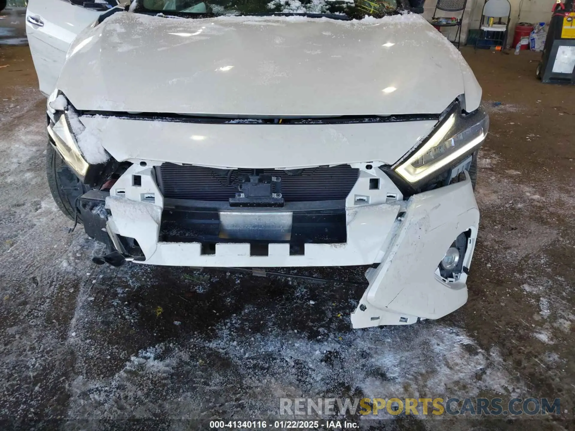6 Photograph of a damaged car 1N4AA6FV5LC385023 NISSAN MAXIMA 2020