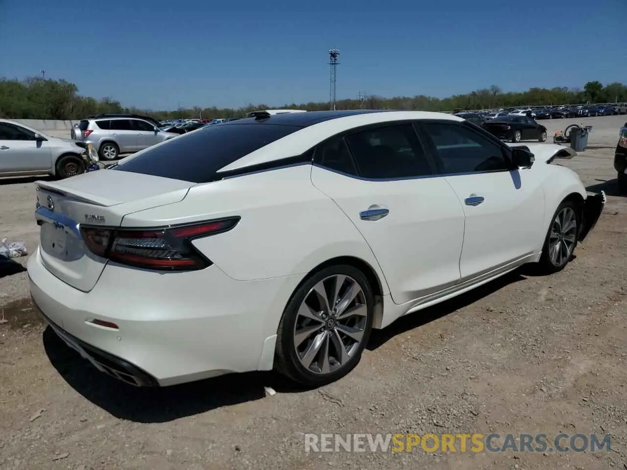 3 Photograph of a damaged car 1N4AA6FV8LC381418 NISSAN MAXIMA 2020