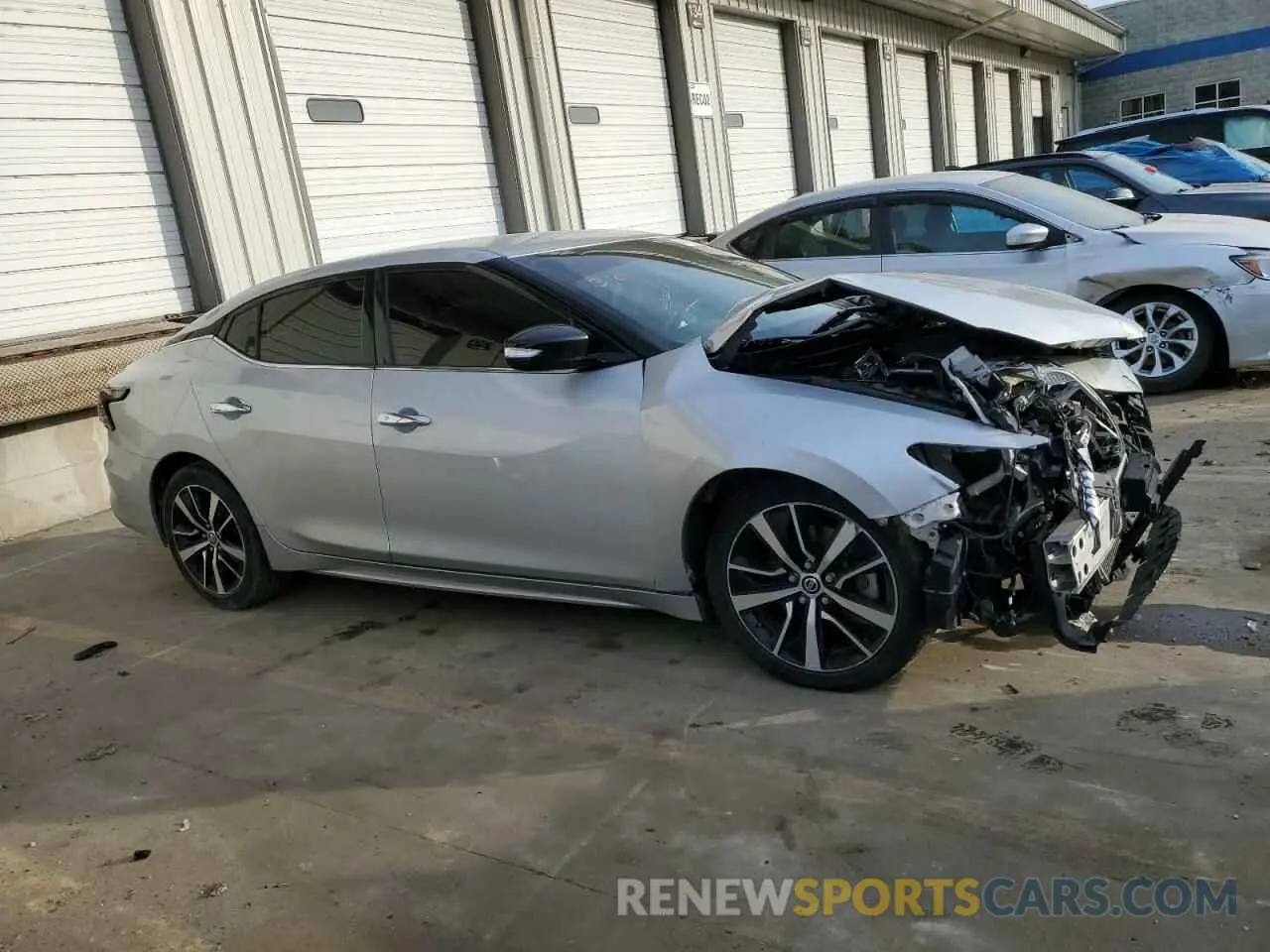 4 Photograph of a damaged car 1N4AA6CV1MC504370 NISSAN MAXIMA 2021