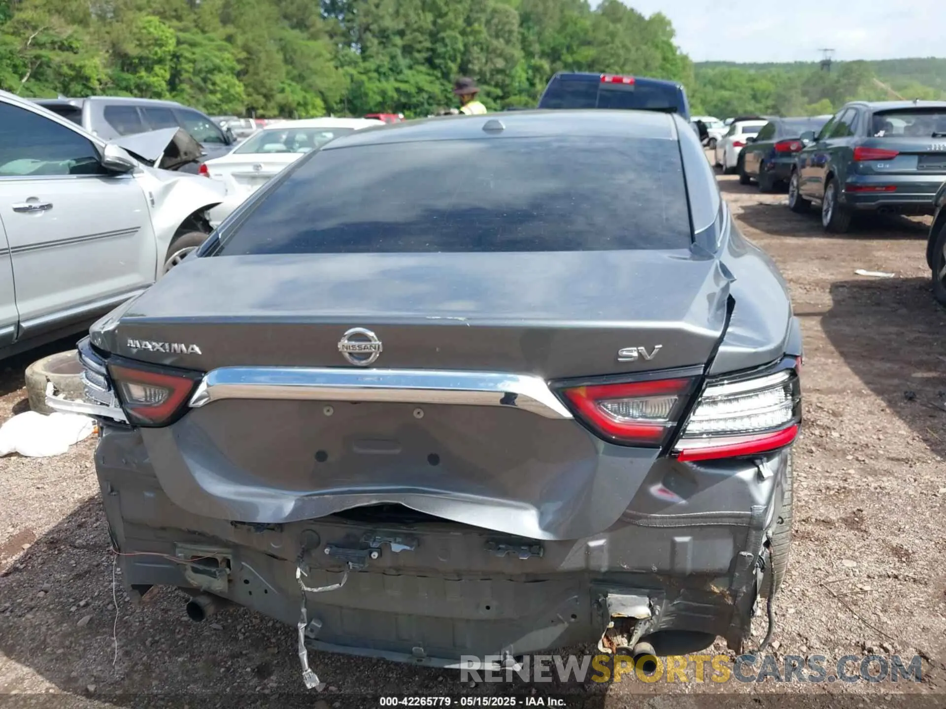15 Photograph of a damaged car 1N4AA6CV4MC503018 NISSAN MAXIMA 2021