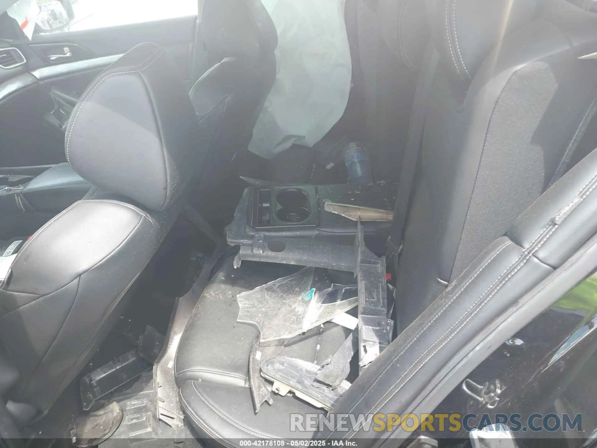 8 Photograph of a damaged car 1N4AA6CV4MC503424 NISSAN MAXIMA 2021
