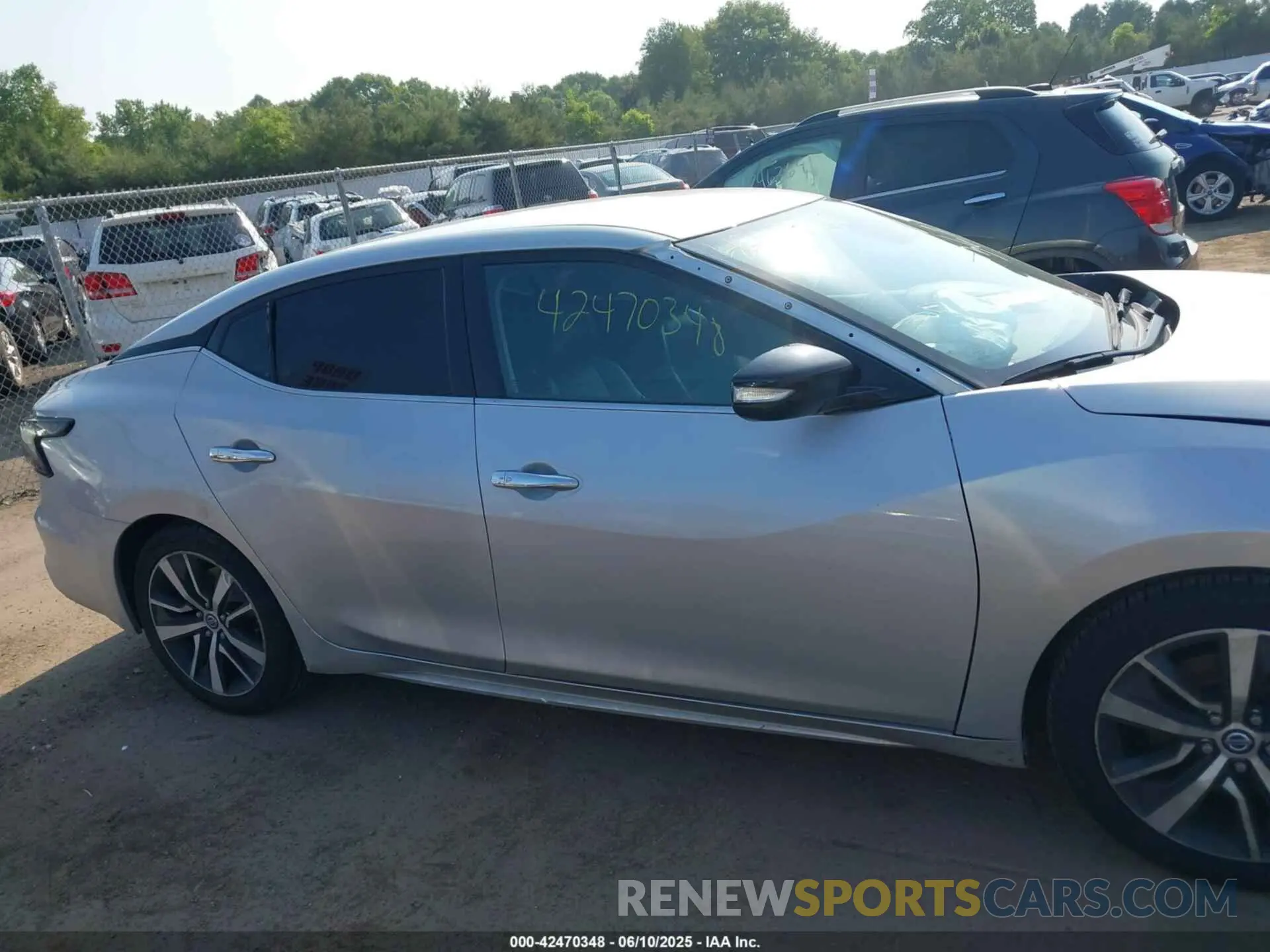 14 Photograph of a damaged car 1N4AA6CV7MC513624 NISSAN MAXIMA 2021