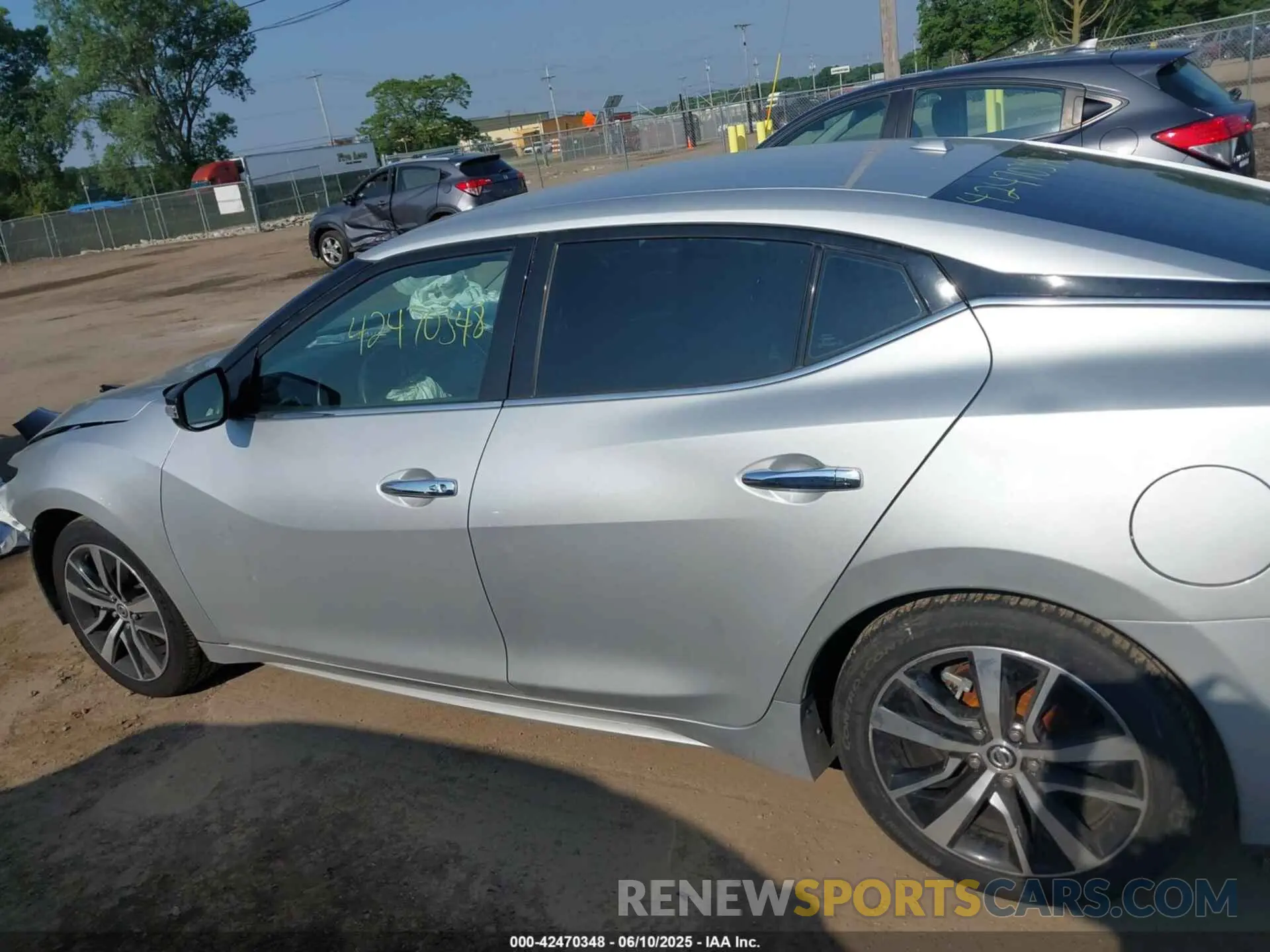 15 Photograph of a damaged car 1N4AA6CV7MC513624 NISSAN MAXIMA 2021