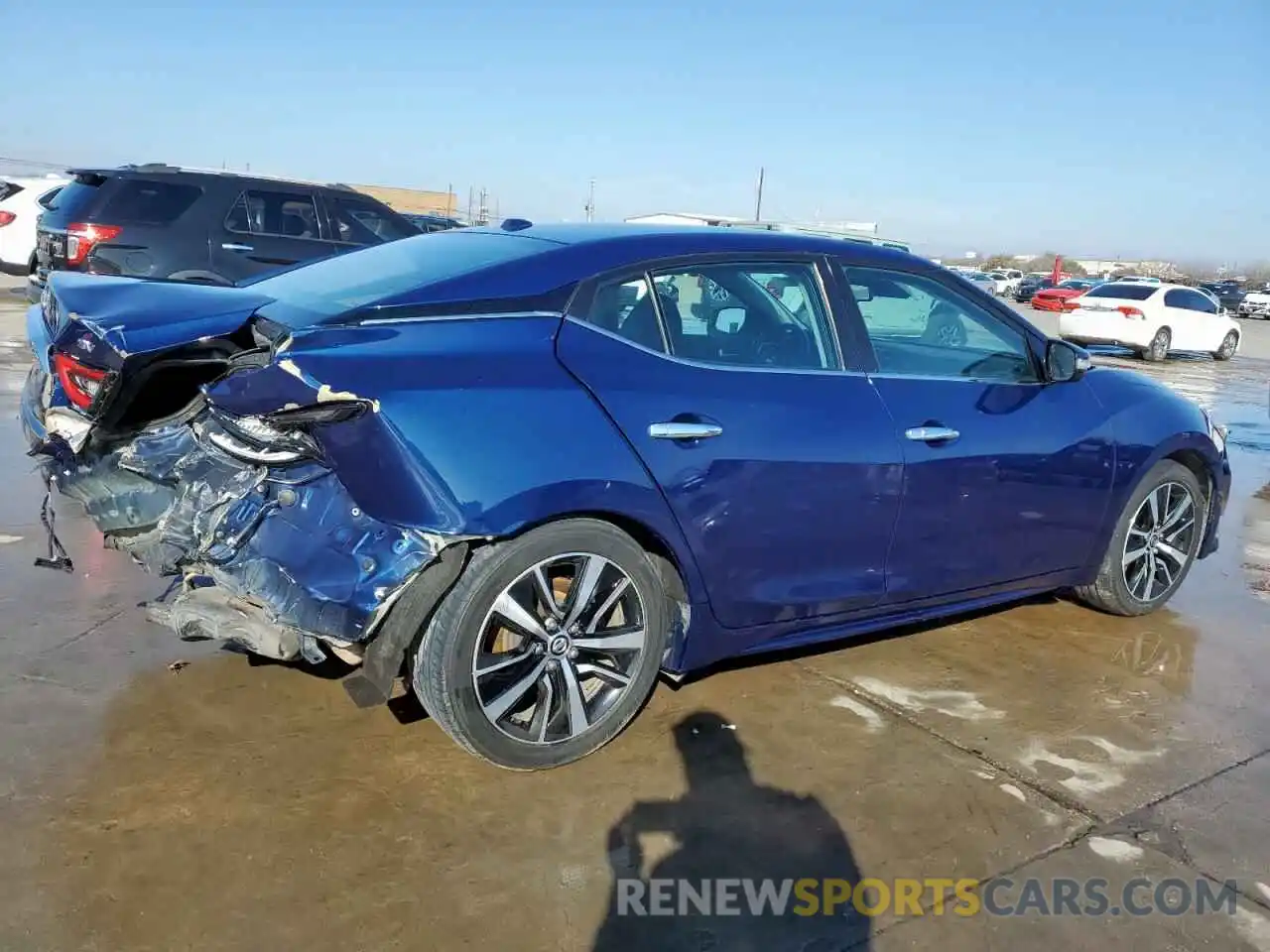 3 Photograph of a damaged car 1N4AA6CV8MC512644 NISSAN MAXIMA 2021