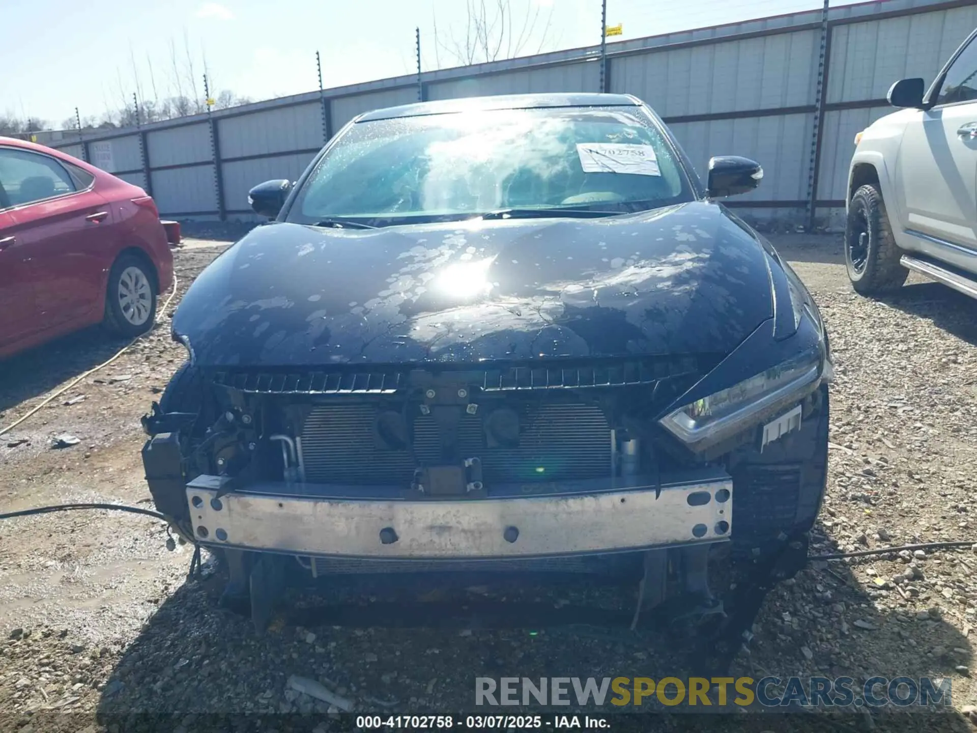 18 Photograph of a damaged car 1N4AA6CV9MC506223 NISSAN MAXIMA 2021