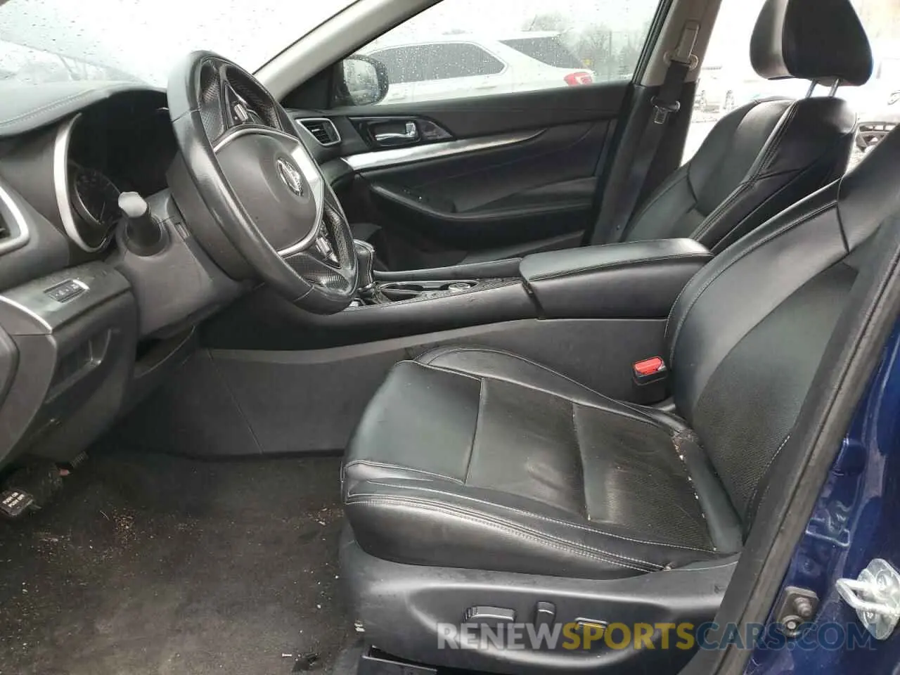 7 Photograph of a damaged car 1N4AA6CVXMC503489 NISSAN MAXIMA 2021