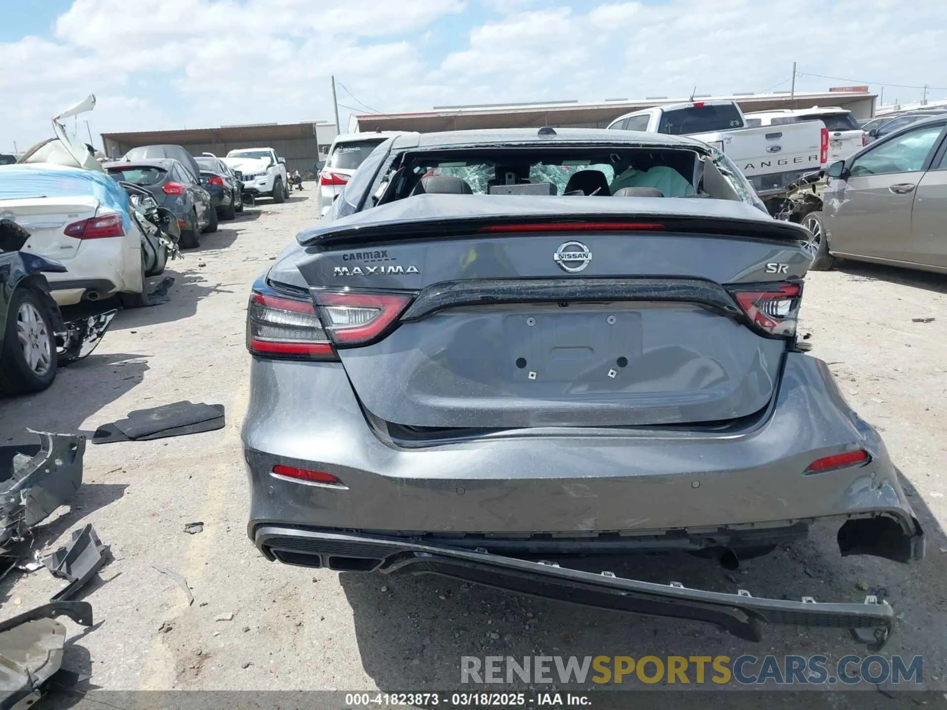 16 Photograph of a damaged car 1N4AA6EV8MC512558 NISSAN MAXIMA 2021
