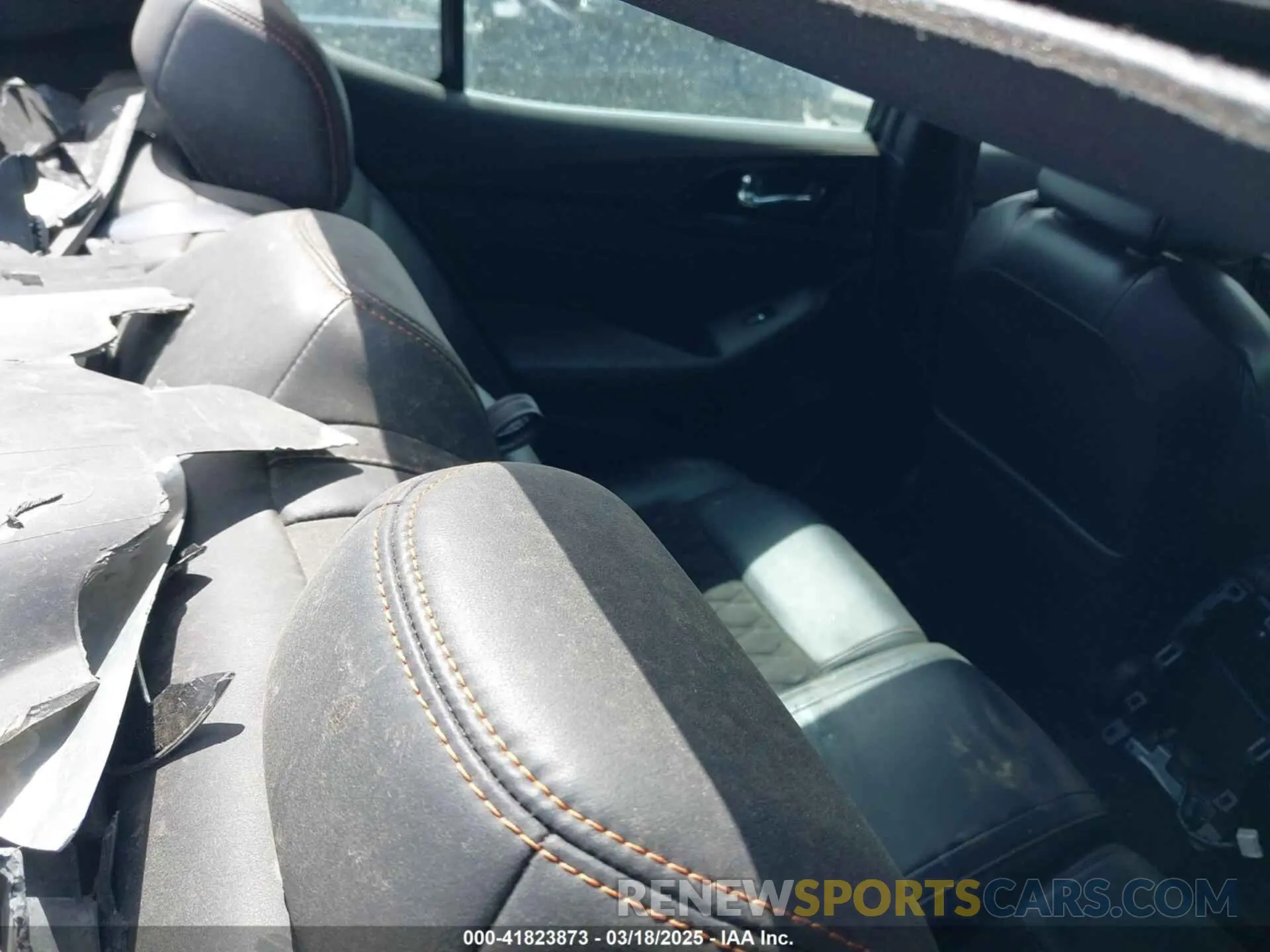 8 Photograph of a damaged car 1N4AA6EV8MC512558 NISSAN MAXIMA 2021