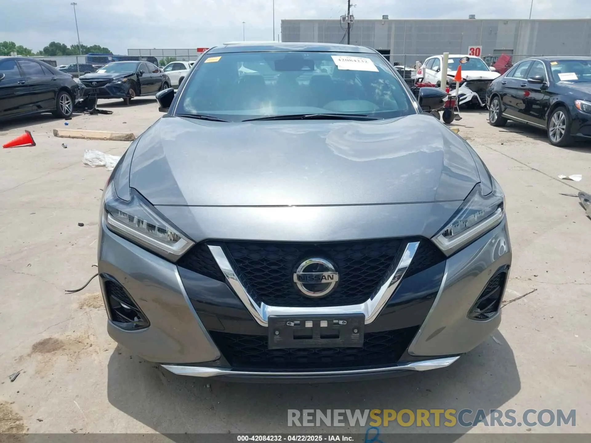 13 Photograph of a damaged car 1N4AA6EVXMC514926 NISSAN MAXIMA 2021
