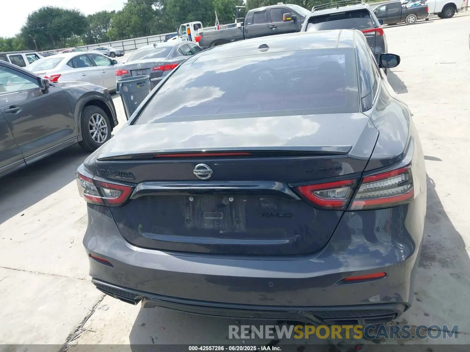 16 Photograph of a damaged car 1N4AA6FV0MC507840 NISSAN MAXIMA 2021