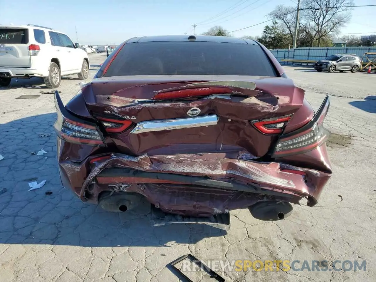 6 Photograph of a damaged car 1N4AA6FV6MC511827 NISSAN MAXIMA 2021