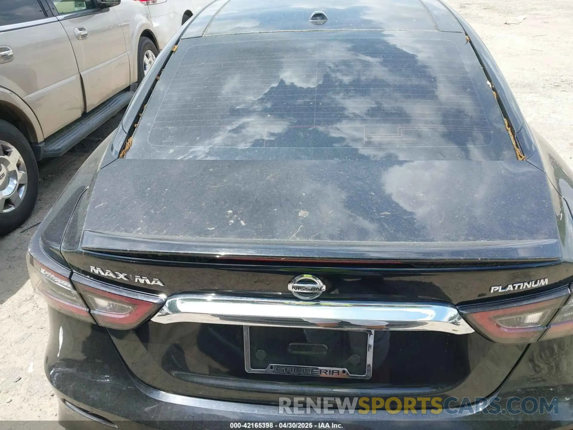 15 Photograph of a damaged car 1N4AA6FV8MC505480 NISSAN MAXIMA 2021