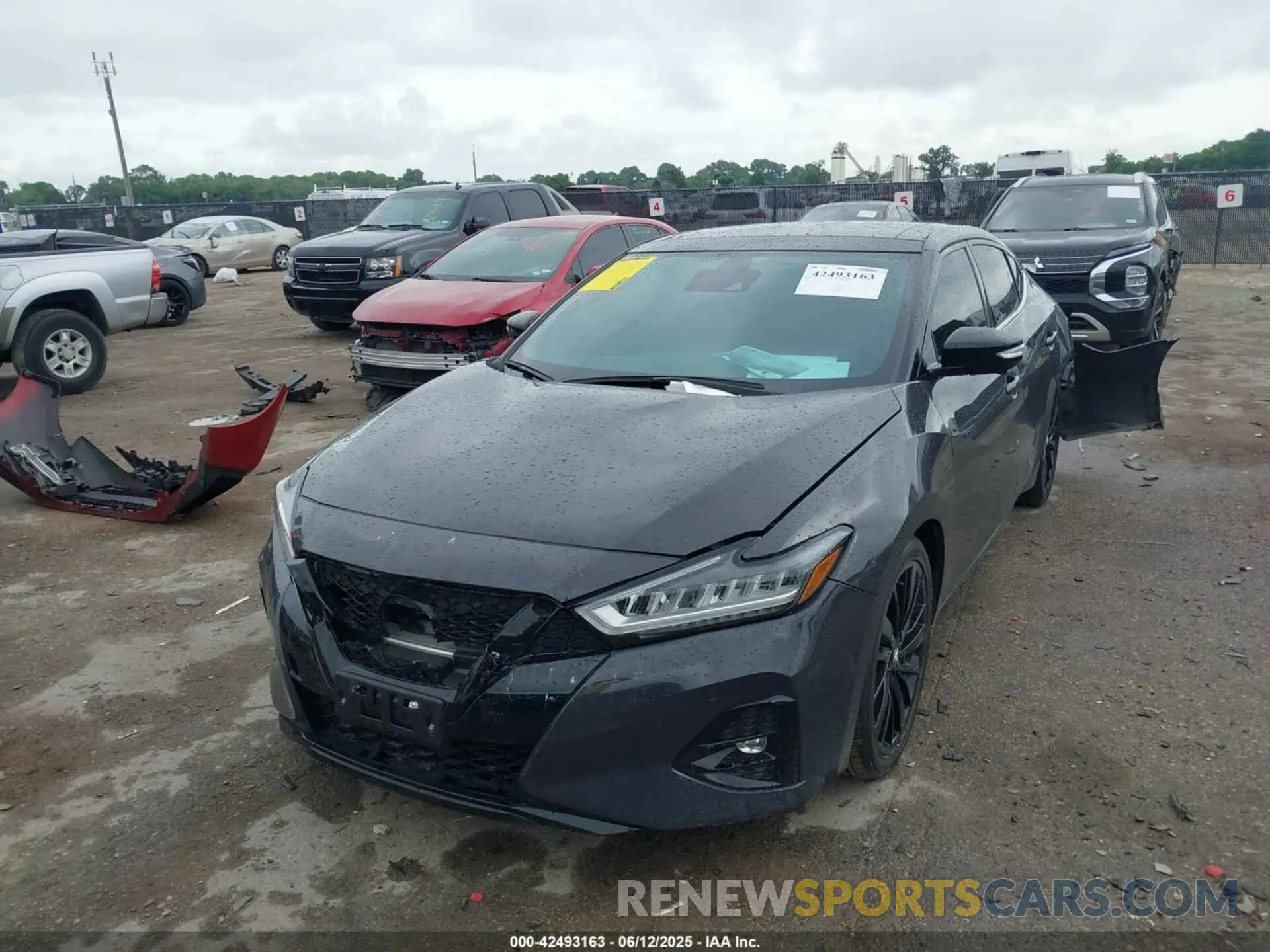 2 Photograph of a damaged car 1N4AA6FV8MC507746 NISSAN MAXIMA 2021