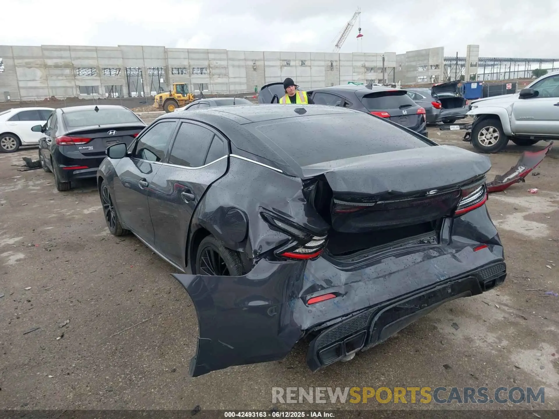 3 Photograph of a damaged car 1N4AA6FV8MC507746 NISSAN MAXIMA 2021