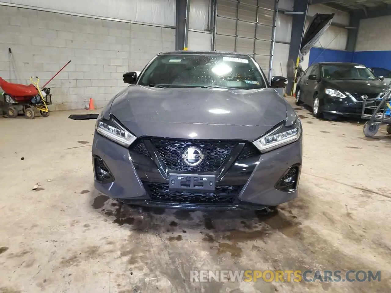 5 Photograph of a damaged car 1N4AA6FVXMC501432 NISSAN MAXIMA 2021