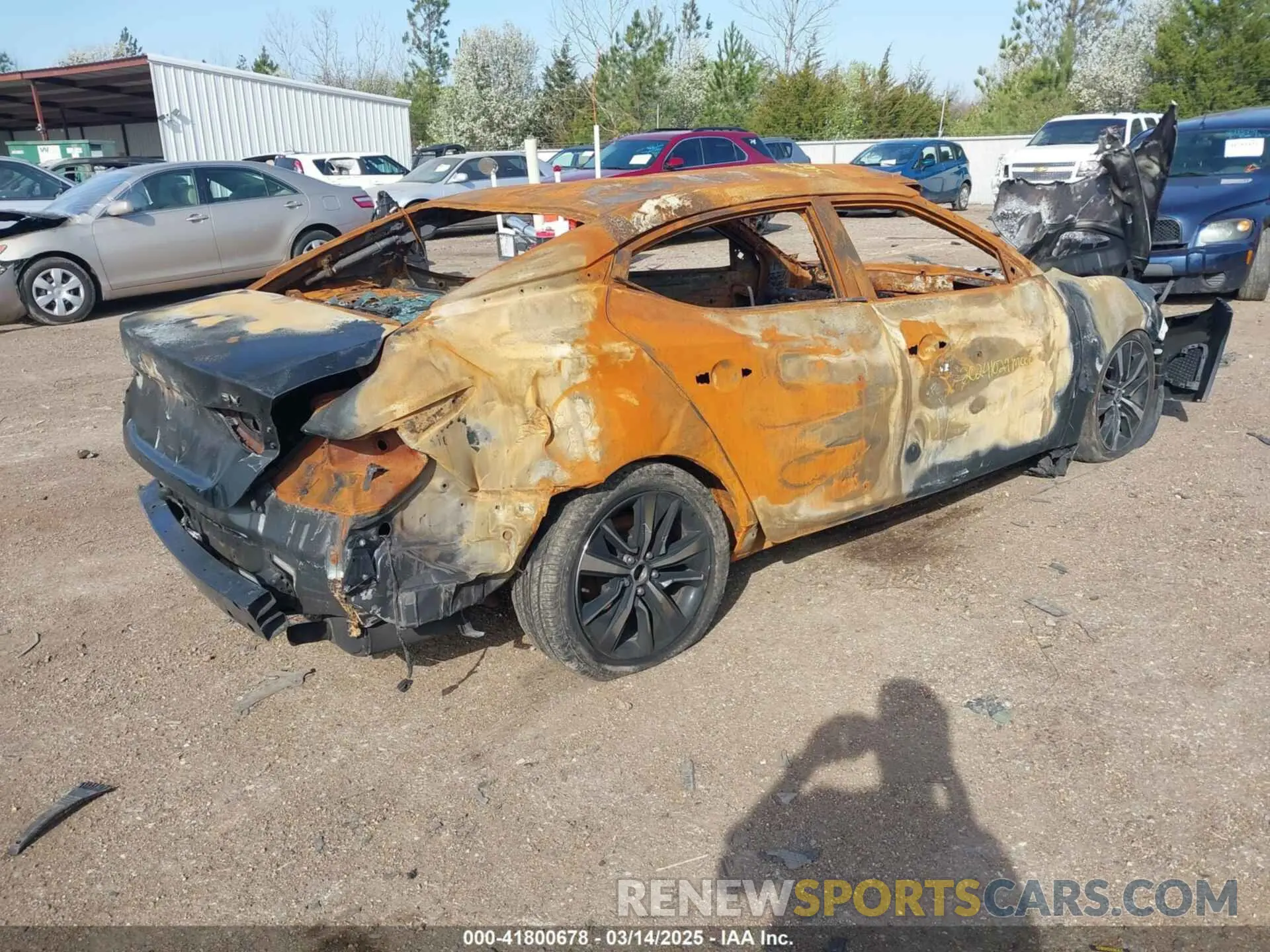 4 Photograph of a damaged car 1N4AA6CV4NC506759 NISSAN MAXIMA 2022