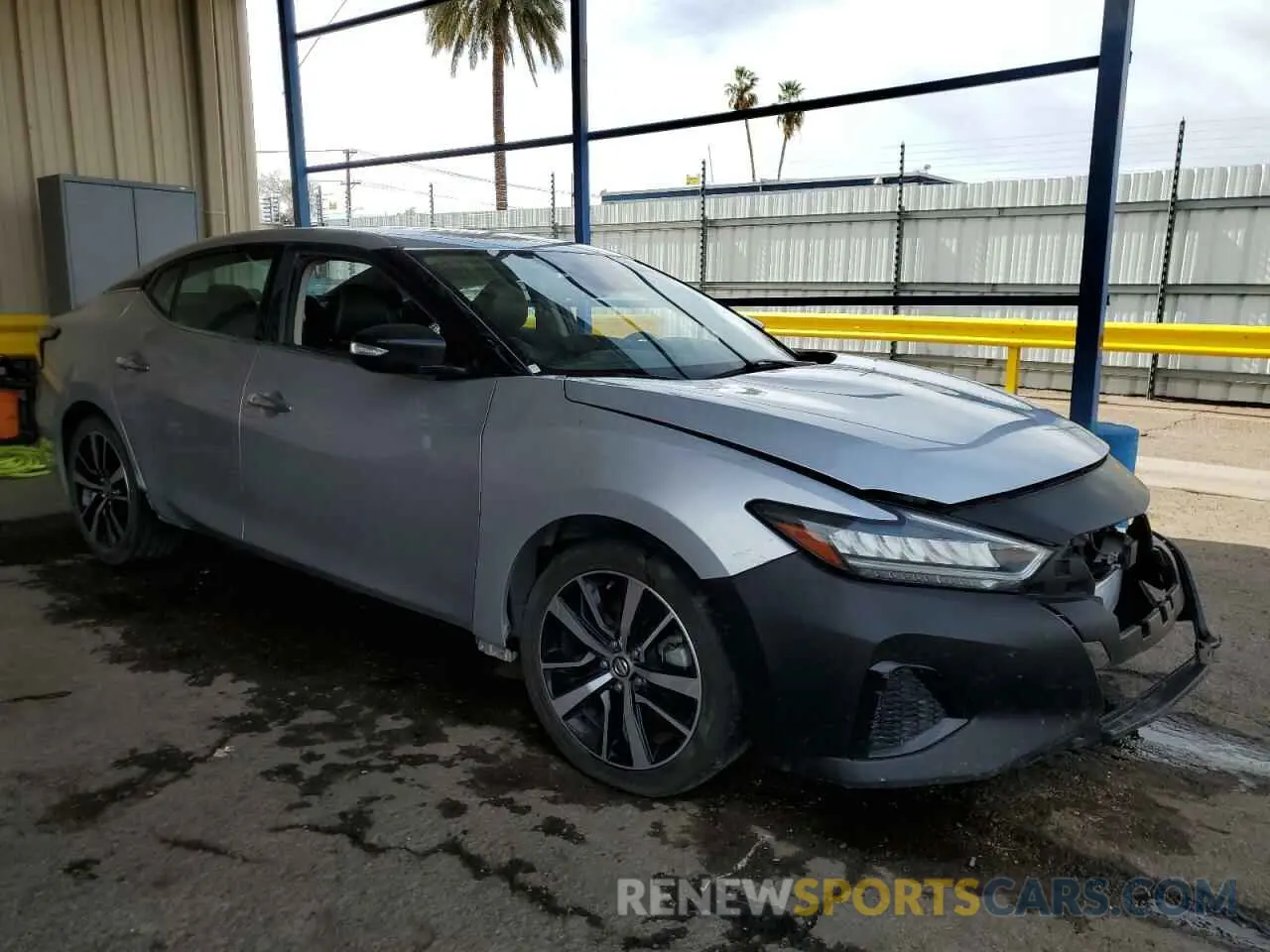 4 Photograph of a damaged car 1N4AA6CV7NC502625 NISSAN MAXIMA 2022