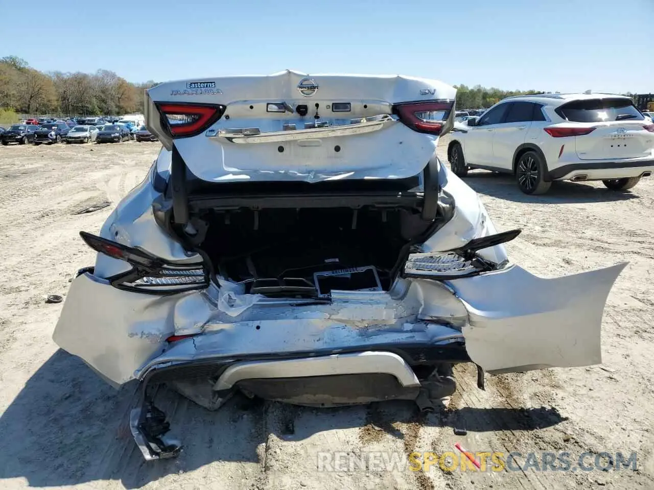 6 Photograph of a damaged car 1N4AA6CV7NC504987 NISSAN MAXIMA 2022