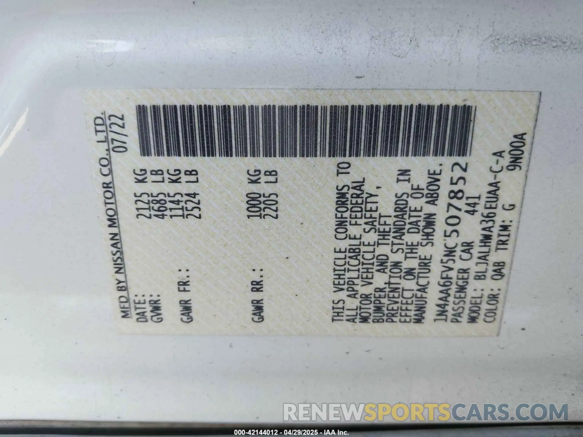 9 Photograph of a damaged car 1N4AA6FV5NC507852 NISSAN MAXIMA 2022