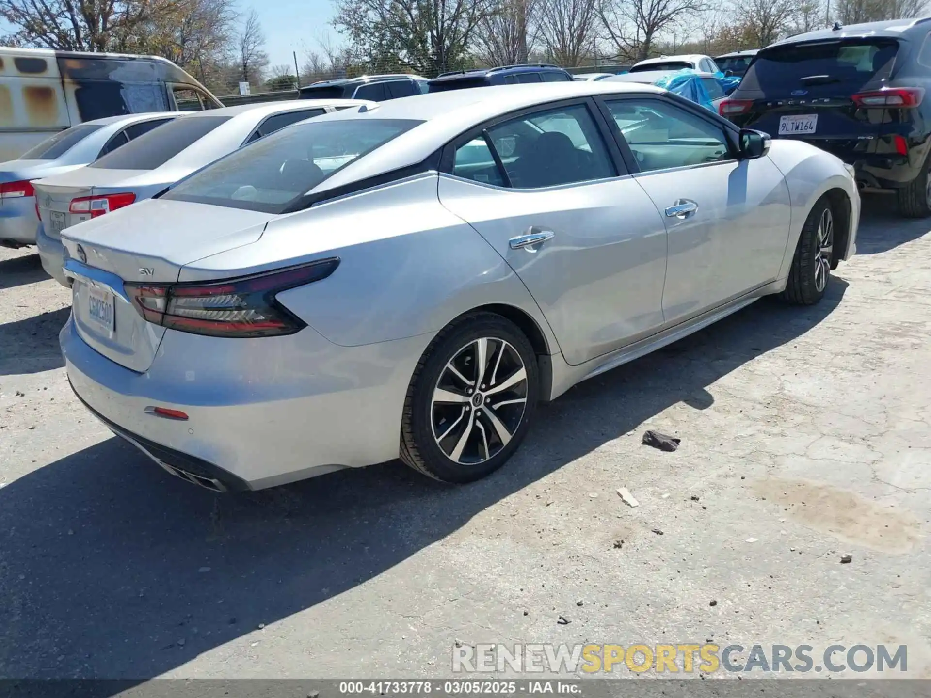 4 Photograph of a damaged car 1N4AA6CV3PC509249 NISSAN MAXIMA 2023