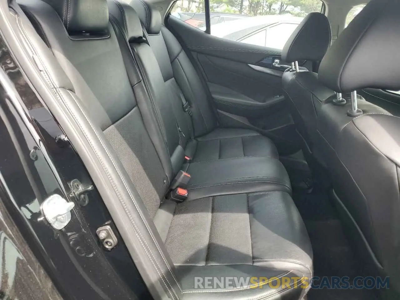 10 Photograph of a damaged car 1N4AA6CV6PC510850 NISSAN MAXIMA 2023