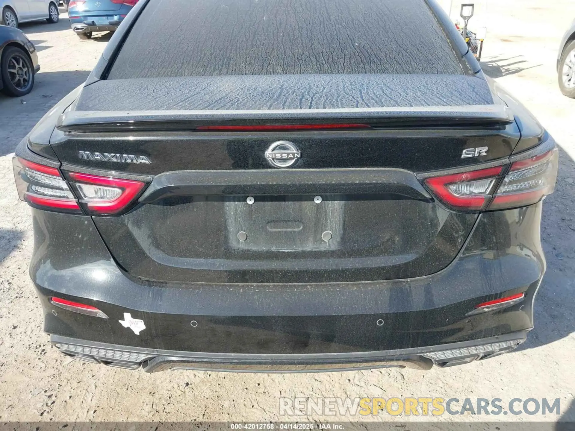 16 Photograph of a damaged car 1N4AA6EV6PC506634 NISSAN MAXIMA 2023