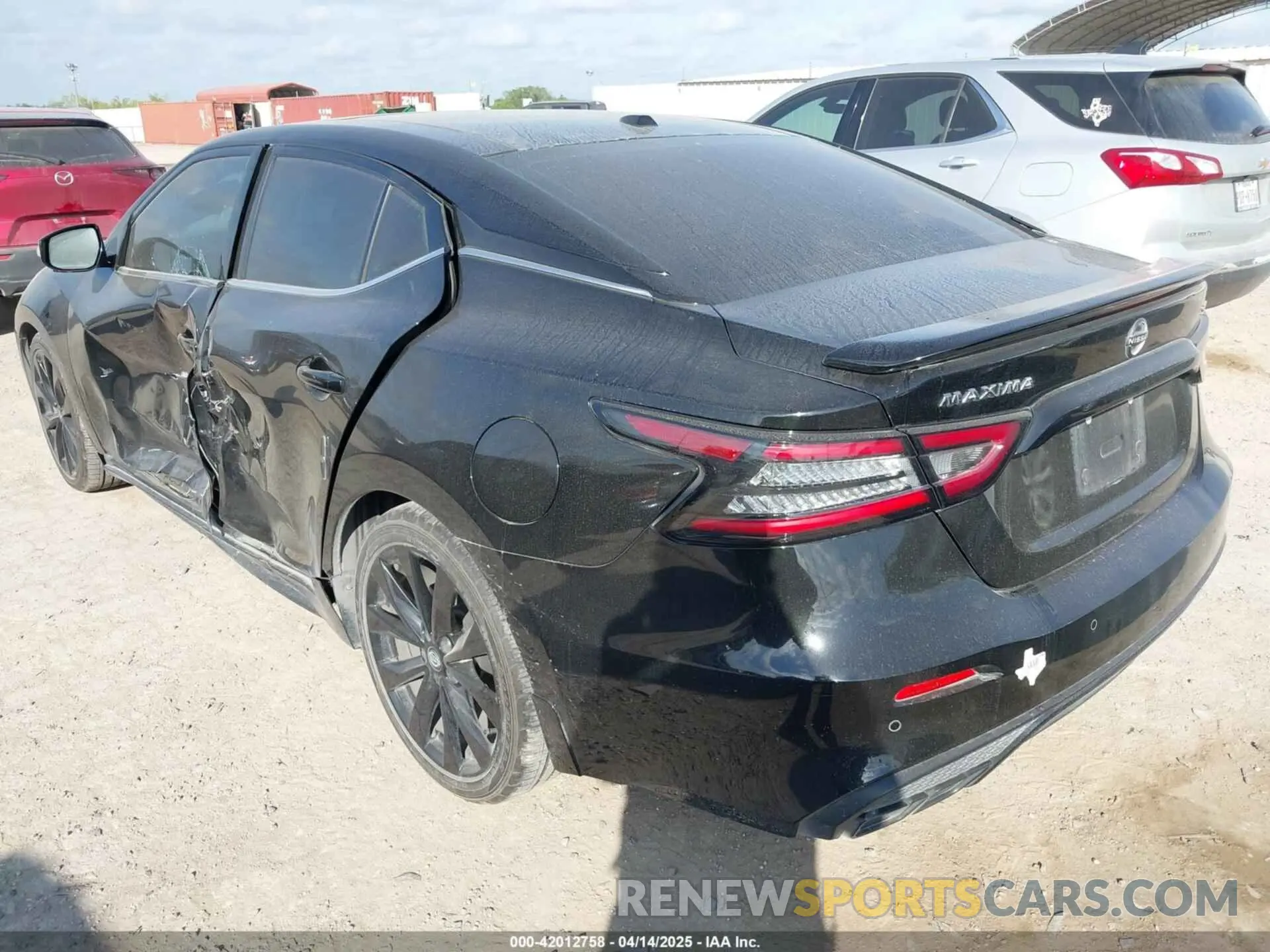 3 Photograph of a damaged car 1N4AA6EV6PC506634 NISSAN MAXIMA 2023